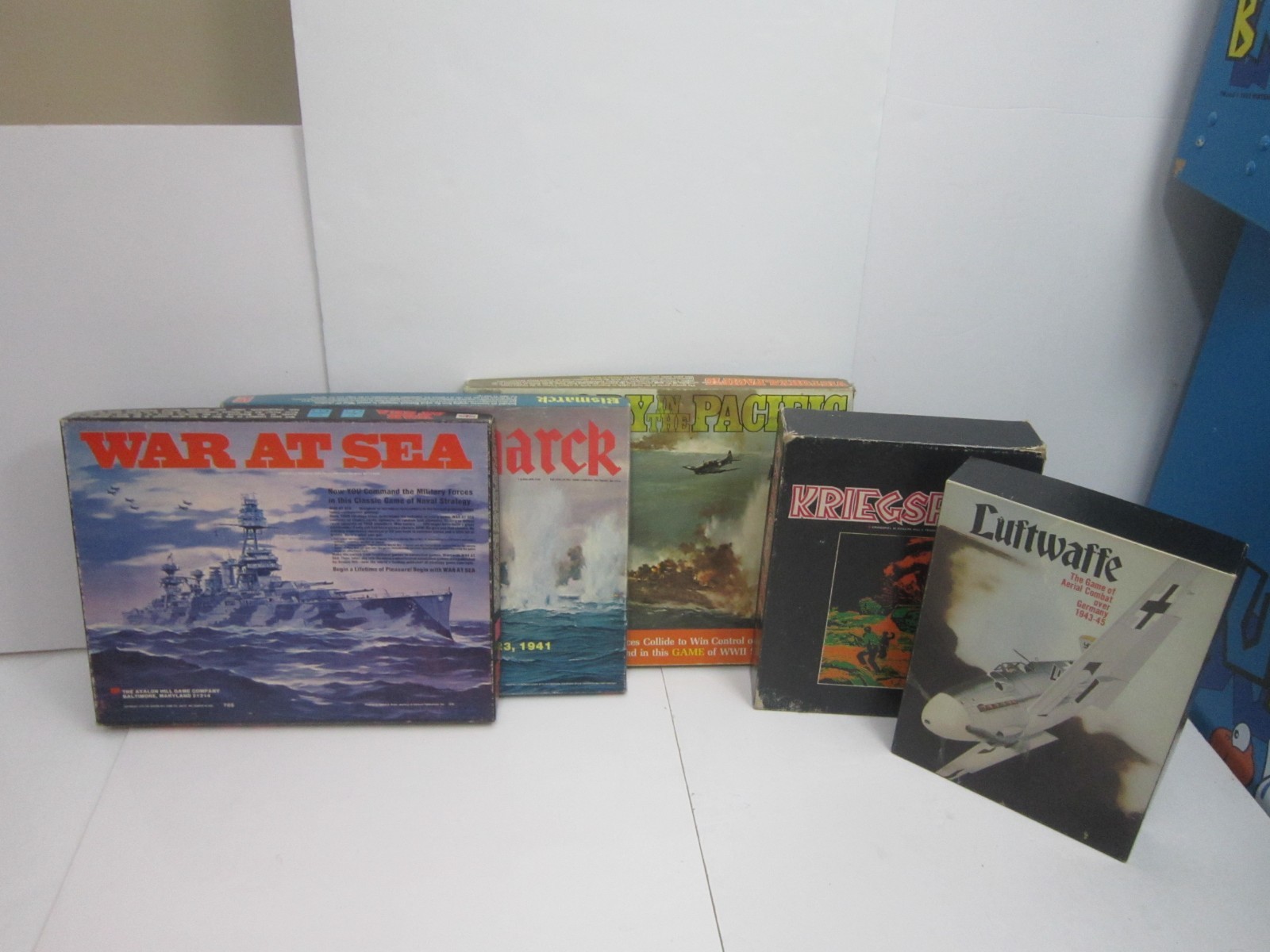 Lot 5 Avalon Hill Games Victory Pacific Luftwaffe Bismarck War At Sea Kriegspiel