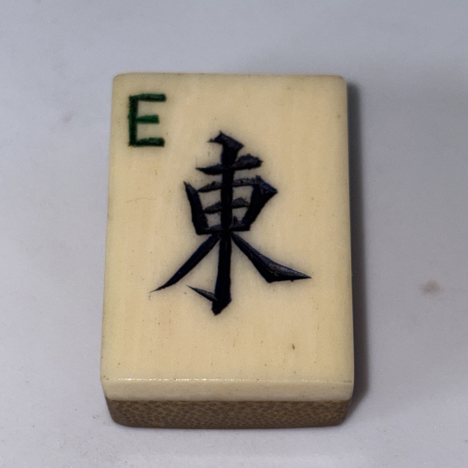 Vintage MAHJONG BAMBOO BONE TILES EAST “E” WINDS MAHJONG 32x21x13mm