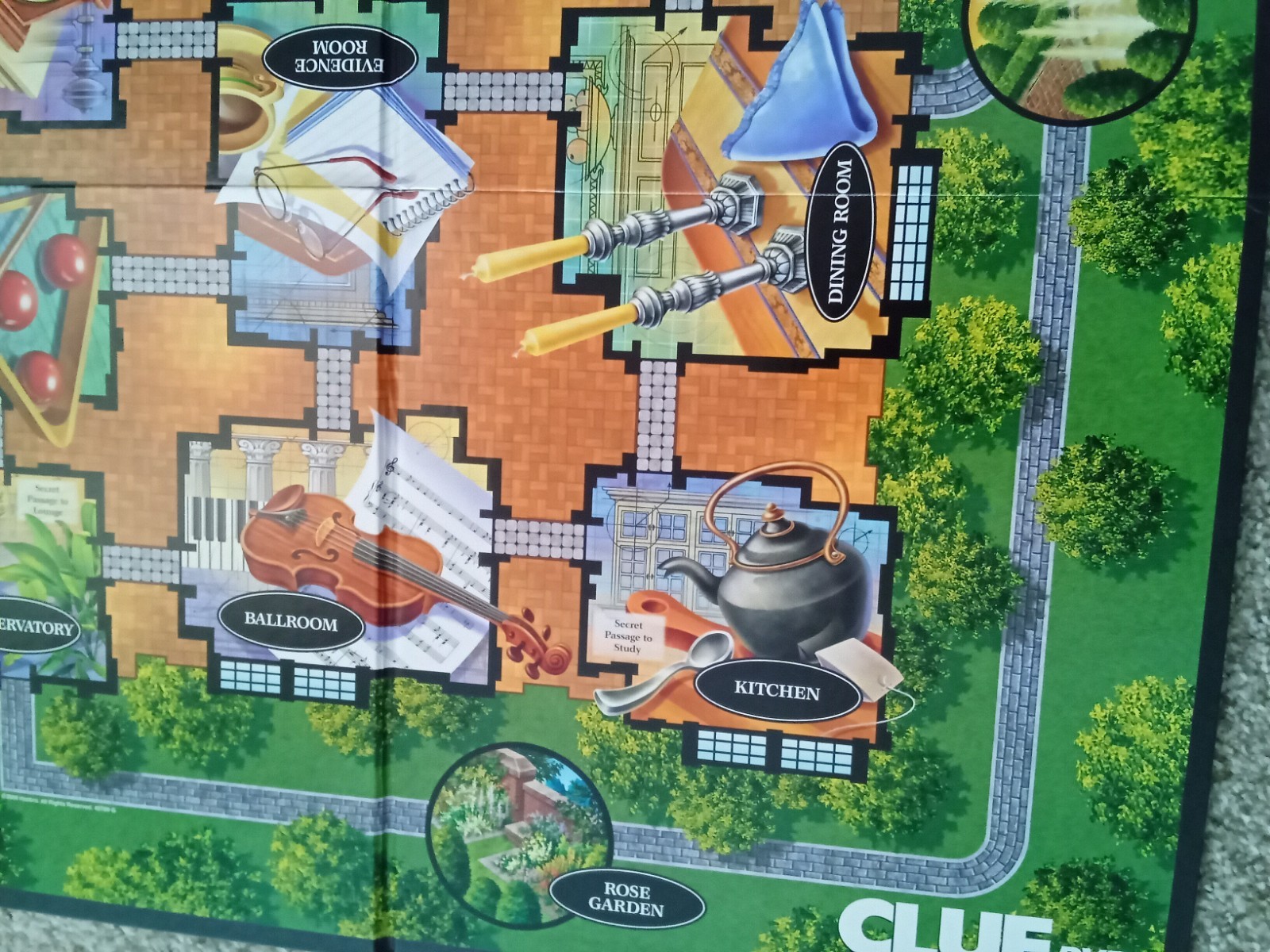 Clue DVD Parker Brothers 2006 Classic Detective Board Game Mystery. complete.