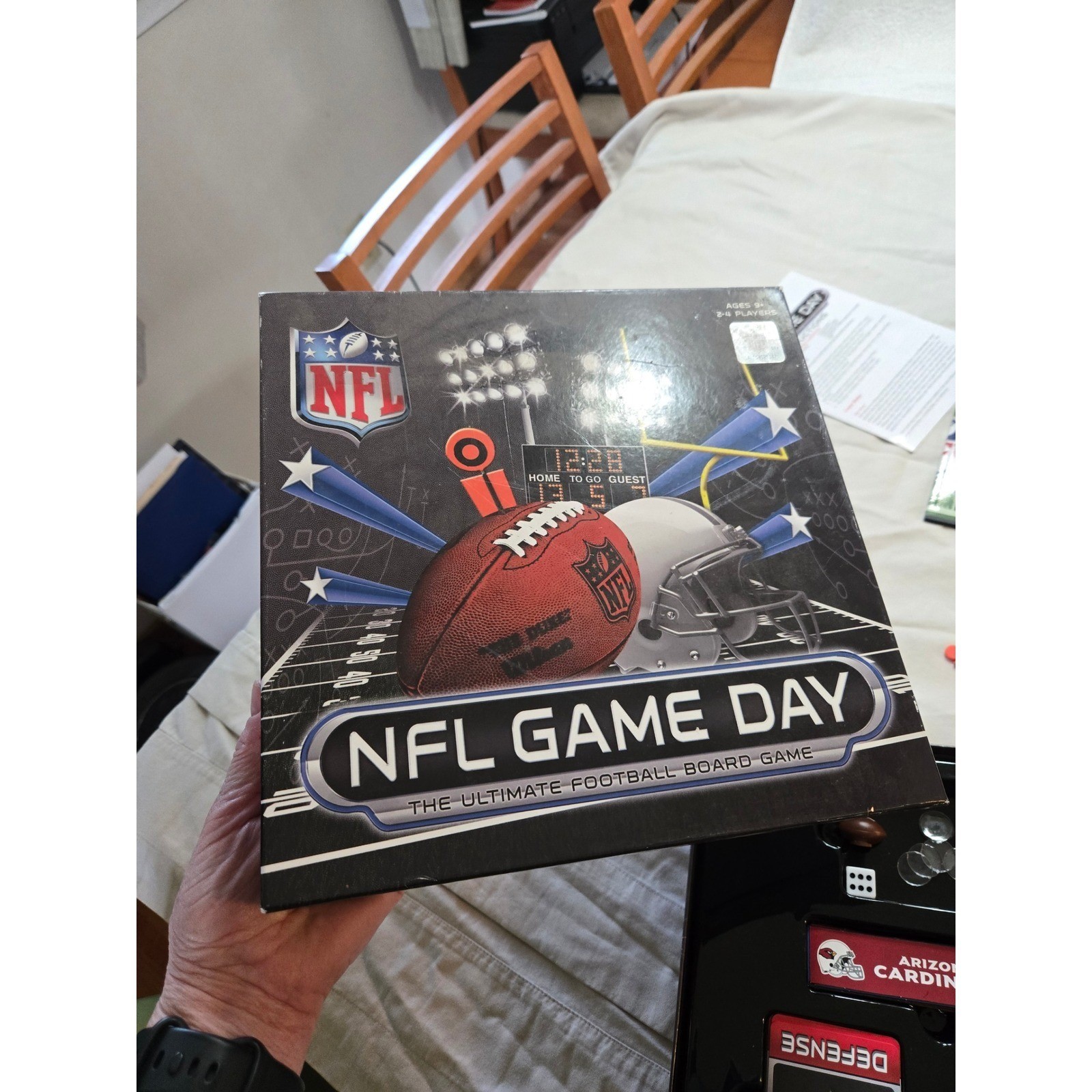 NFL Game Day The Ultimate Football Board Game All 32 Teams Magnetic Ages 9+