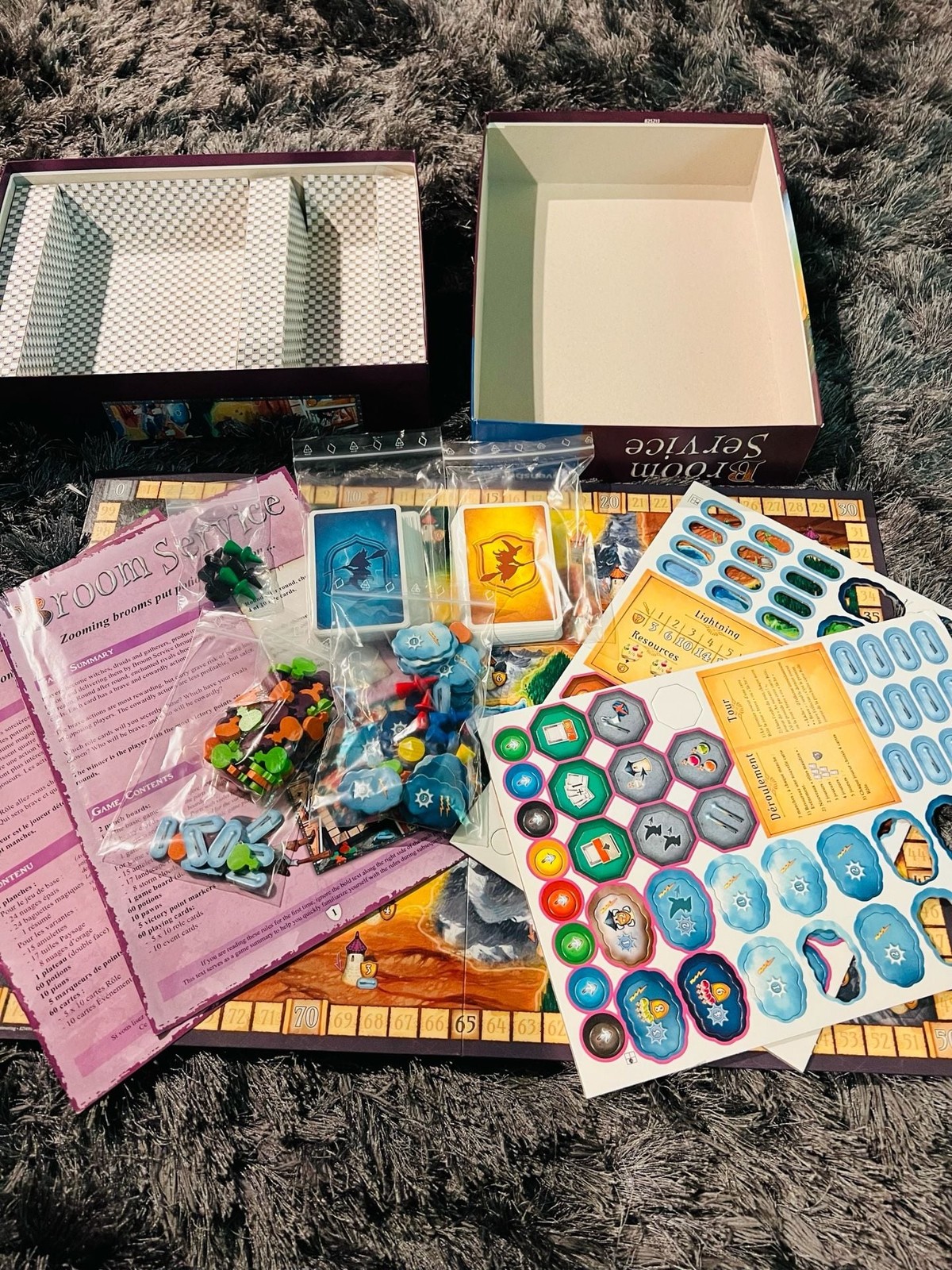 Broom Service Board Game by Ravensburger 2015 ENGLISH & FRENCH instructions.