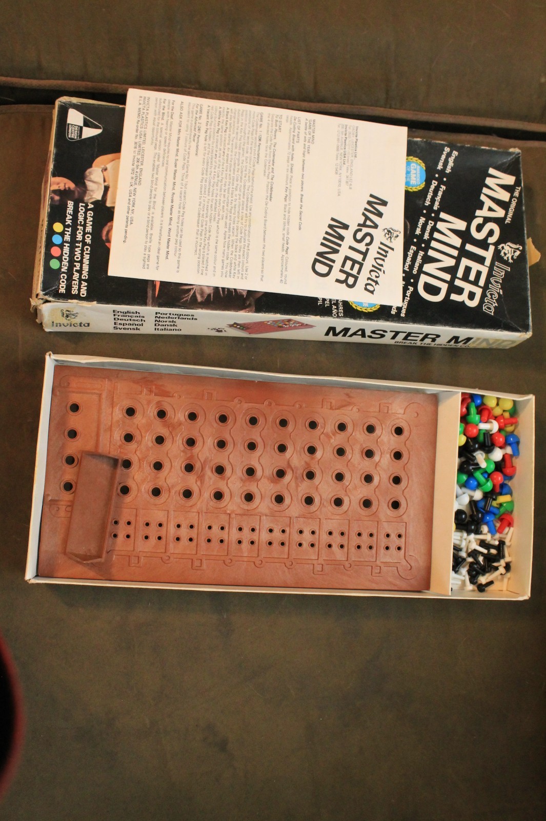 Vintage 1972 Mini Master Mind Invicta Complete Travel Game Pegs Box Instructions