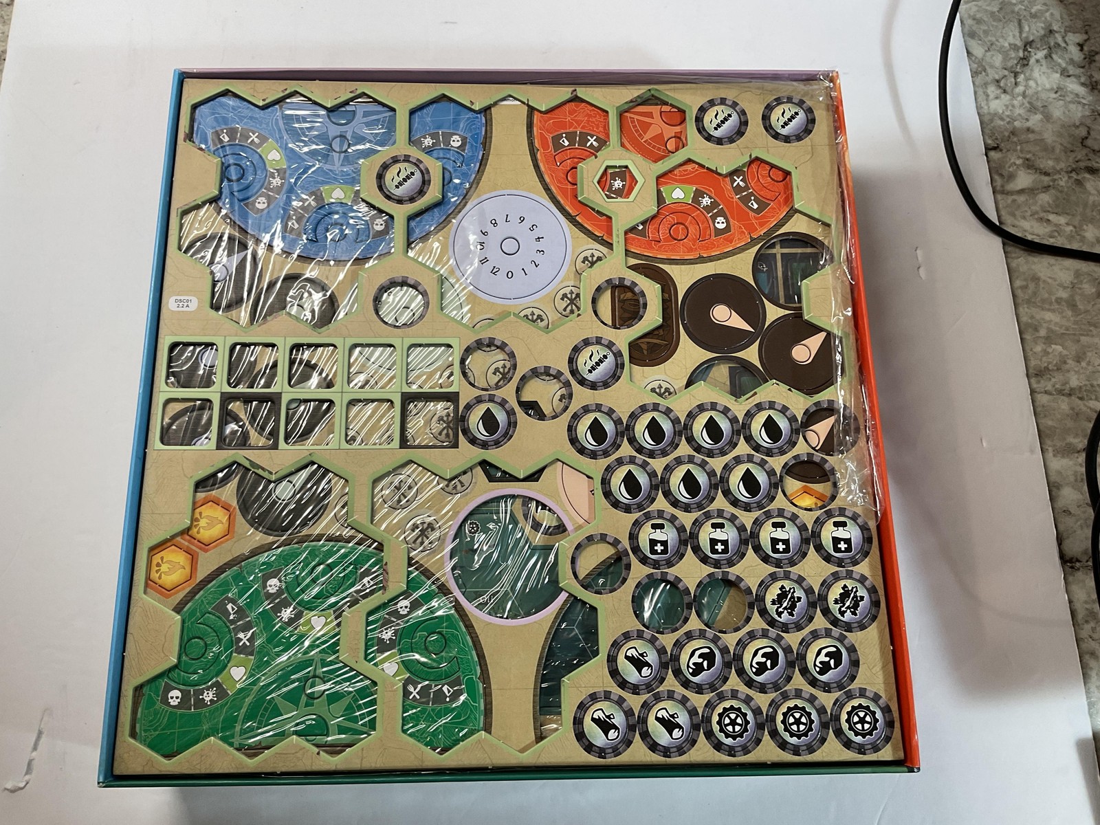 Discover Lands Unknown Board Game Fantasy Flight 2018 Survival Strategy Complete