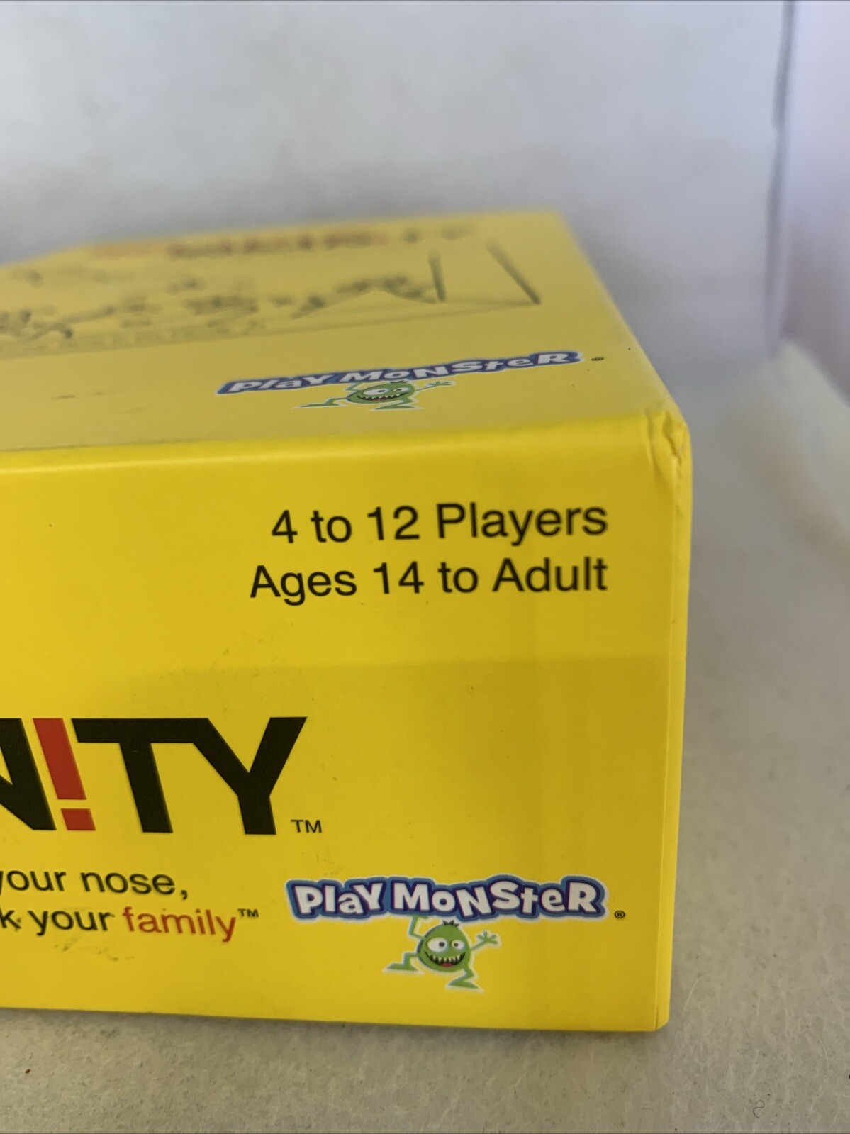 Relative Insanity Family Game by PlayMonster Created by Jeff Foxworthy