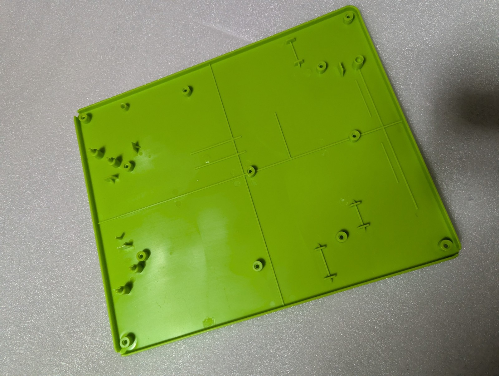 PART Green Bottom Base Plate Plastic TOMY Screwball Scramble Marble Run Game