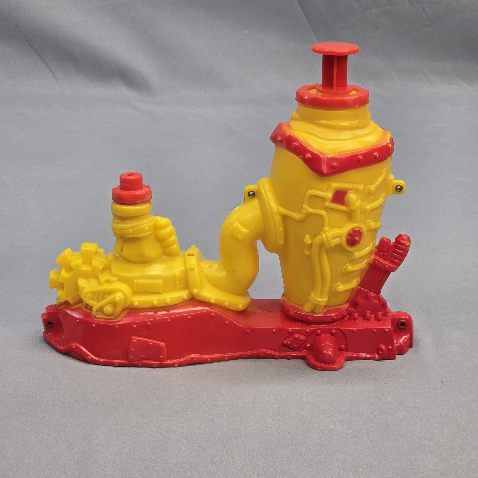Vintage KABOOM- Balloon Busting game 1965 – Ideal – Missing 1 Peg No Balloons