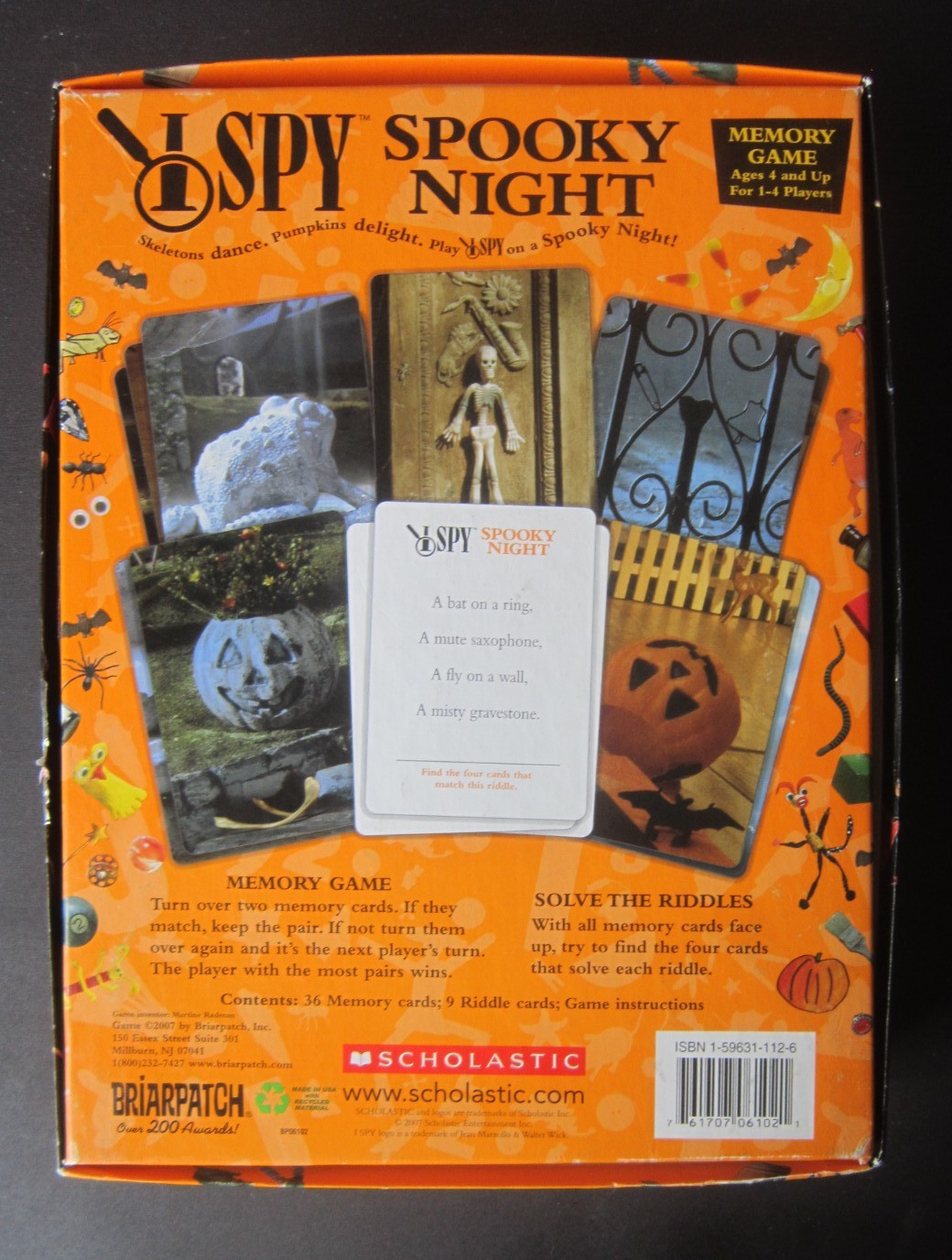 Complete! Scholastic I SPY SPOOKY NIGHT GAME w/ All memory cards Riddle cards