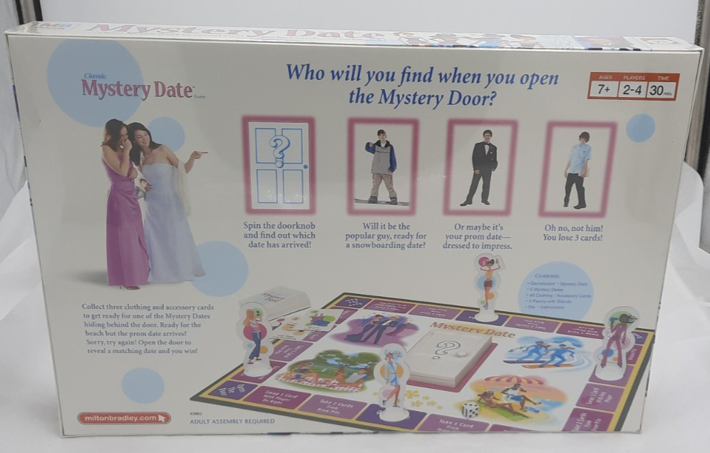 2005 Mystery Date Classic Board Game Hasbro Milton Bradley/Toys R Us SEALED