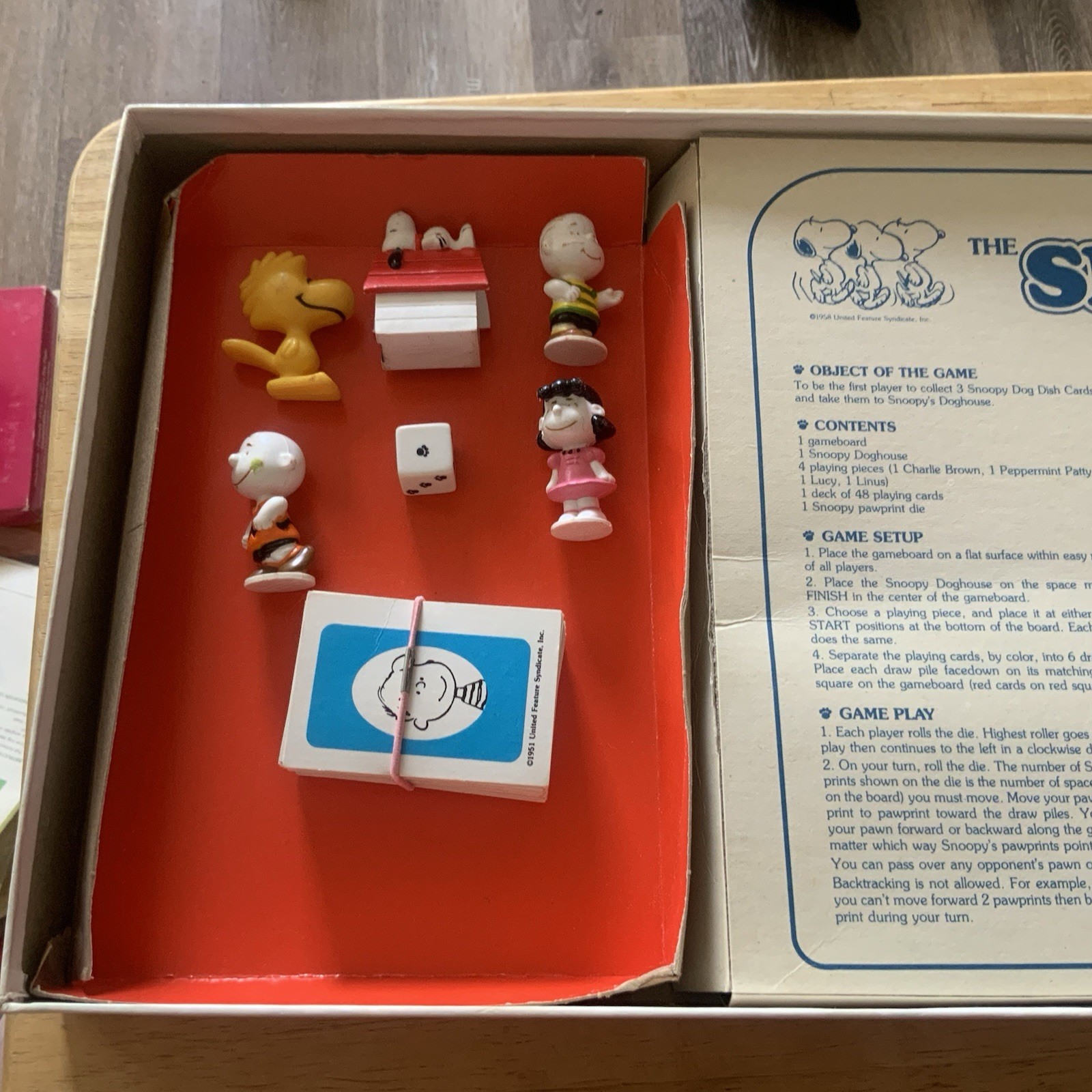 Vintage 1971 Milton Bradley The Snoopy Game Peanuts Board Game 4413 Complete