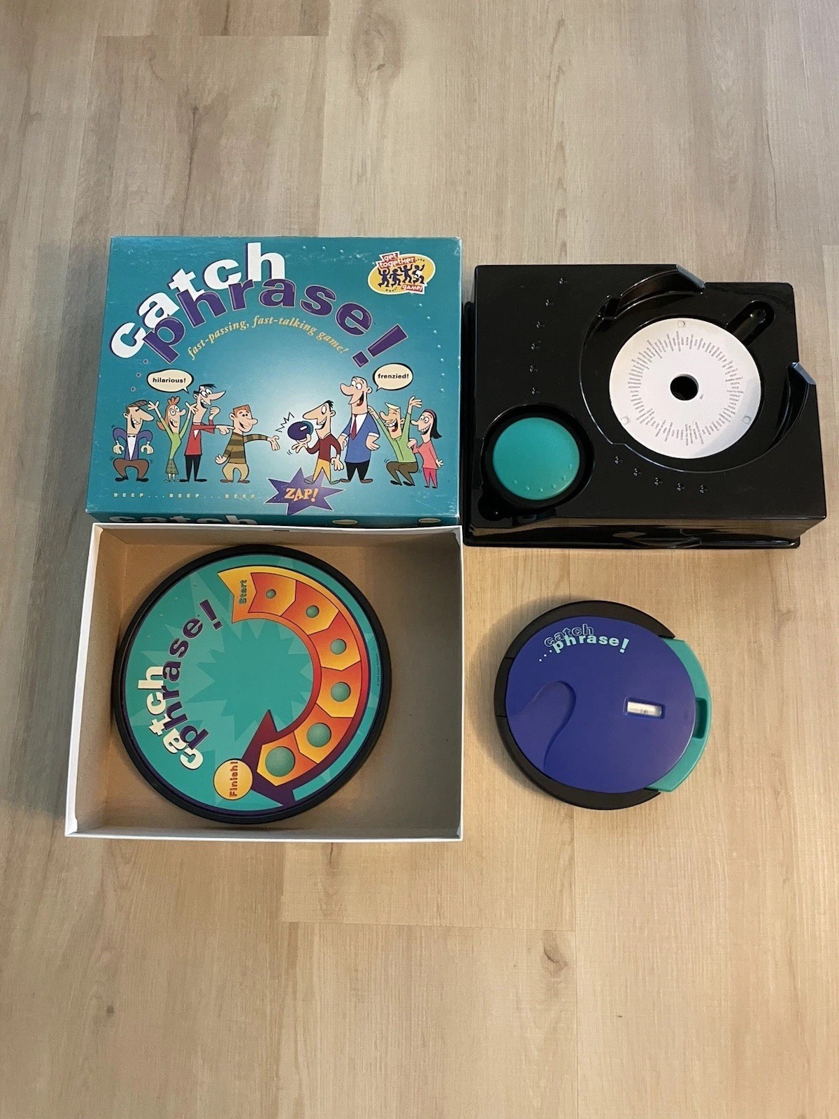 Catch Phrase Vintage Game Original Parker Brothers Fast Talking No Instructions