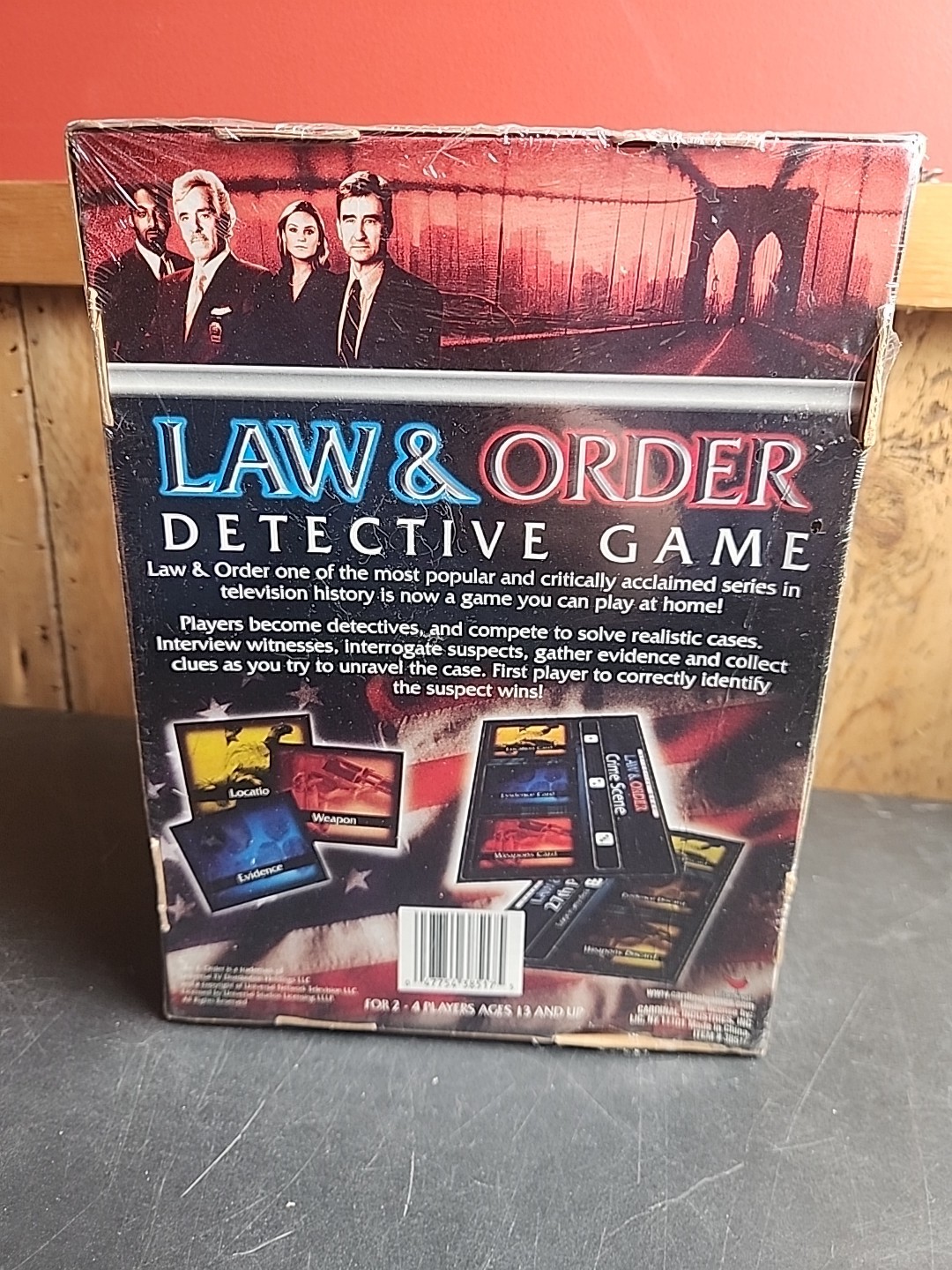 Law & Order Detective Game Cardinal Games 2-4 players ages 13+ TV Show