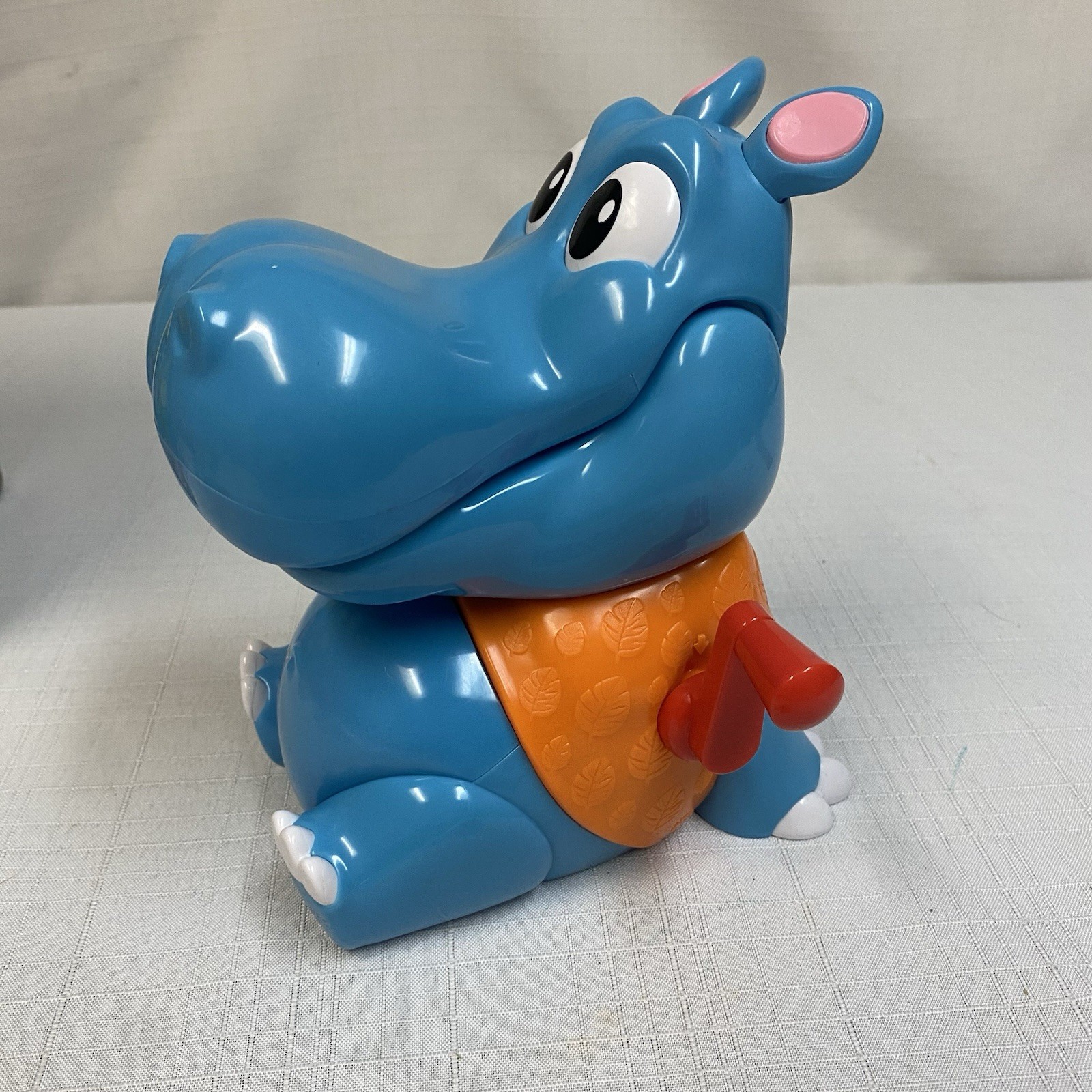 Burping Bobby Hippo Game by Goliath 2-4 Players, Ages 4+ New Batteries READ