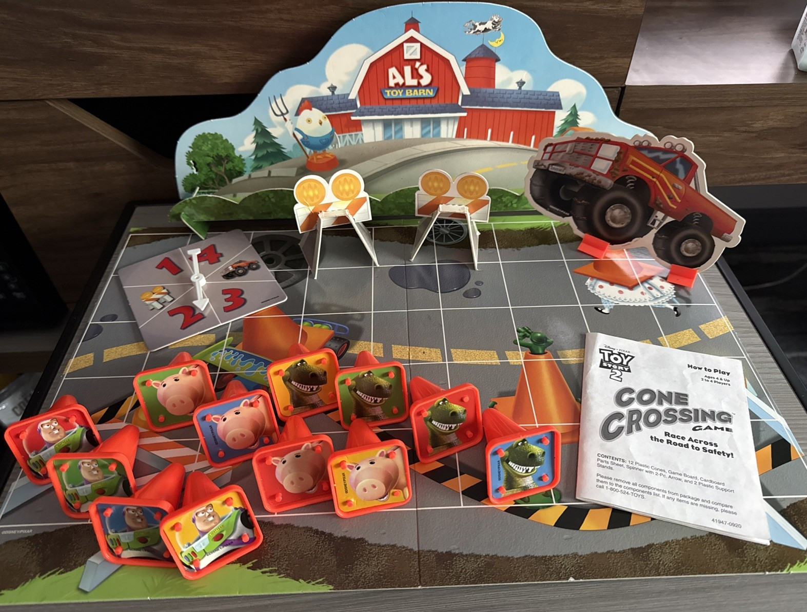 Toy Story 2 Cone Crossing Board Game 1999 Disney Pixar Complete GUC
