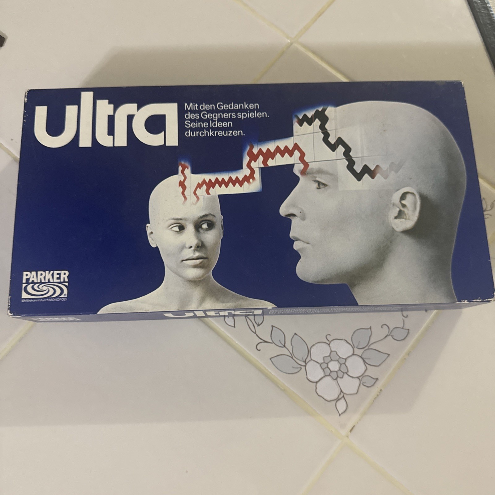 VTG Ulra Board Game by Parker-Rare In US – German-Play With Your opponent’s Mind
