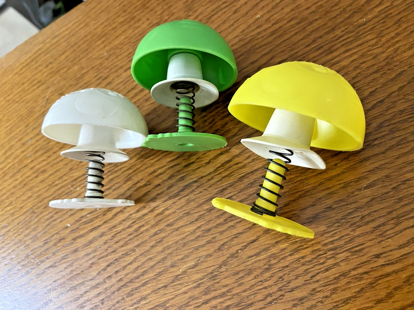 Vintage Lot of 3 1968 Poppin Hoppies Pop Up Yellow White & Green
