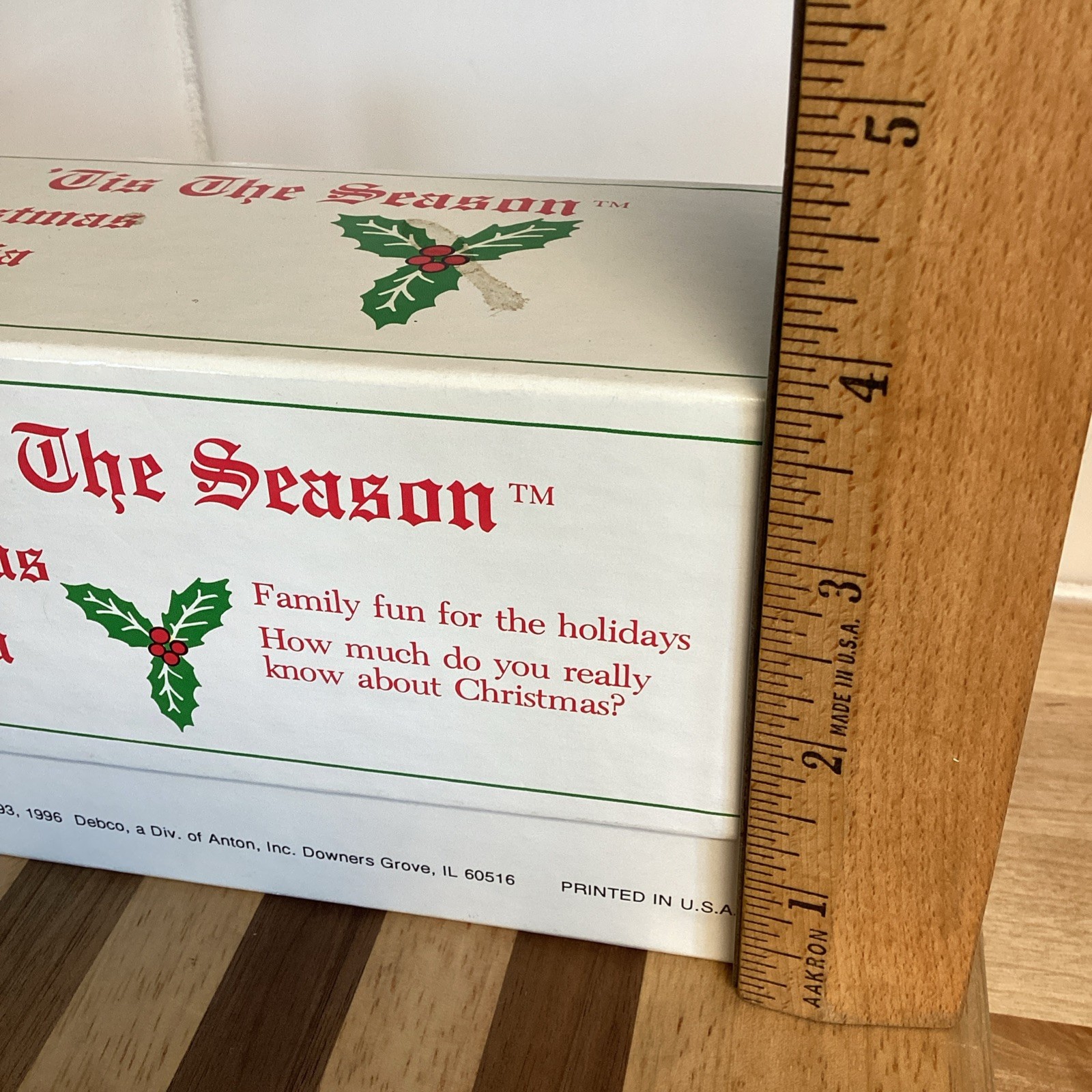 Vtg Christmas Holiday Trivia Family Game Retro Tis The Season Cards USA