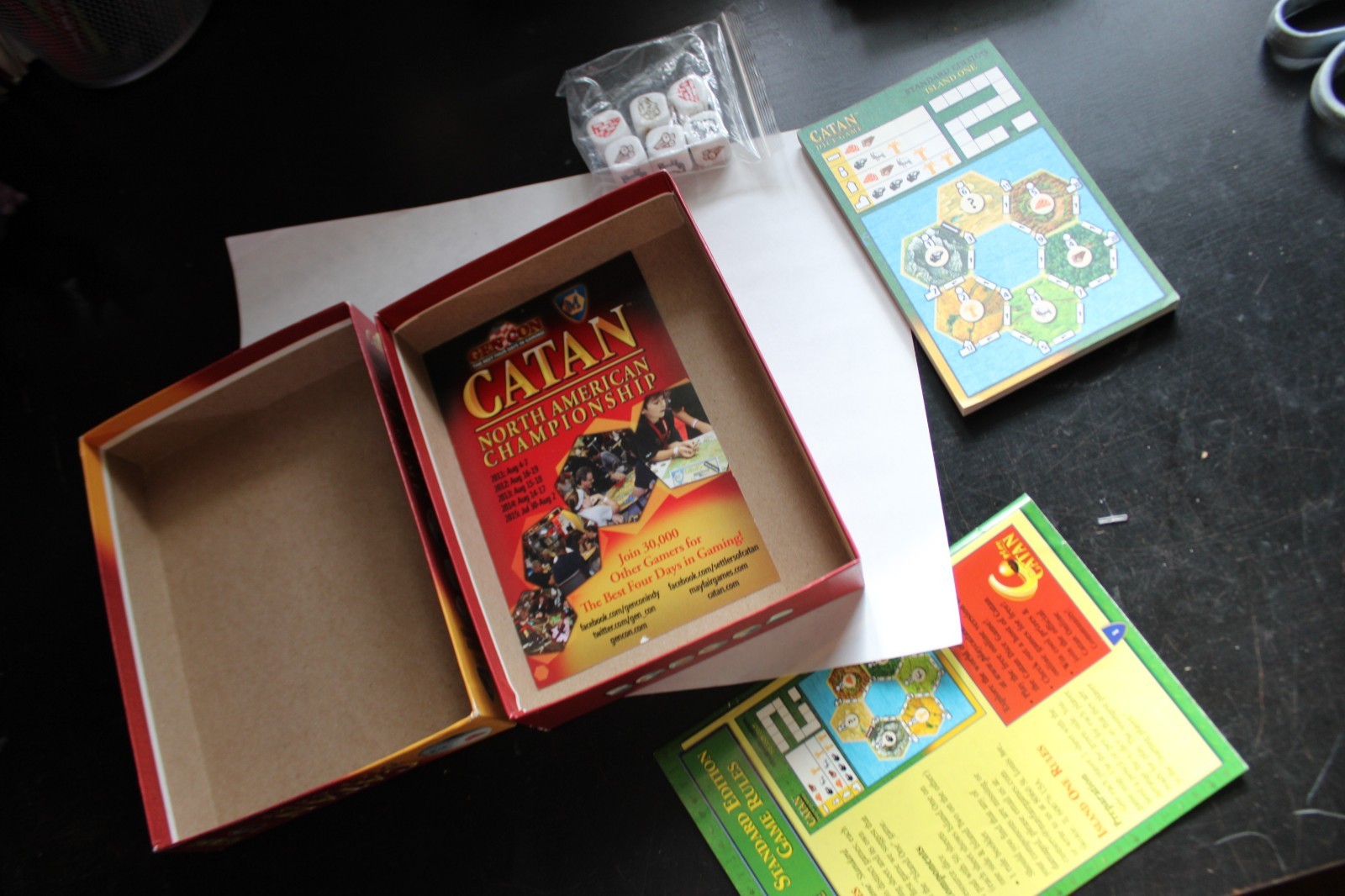 CATAN DICE GAME Standard Edition 3108 Mayfair in BOX Edition 2011 Complete