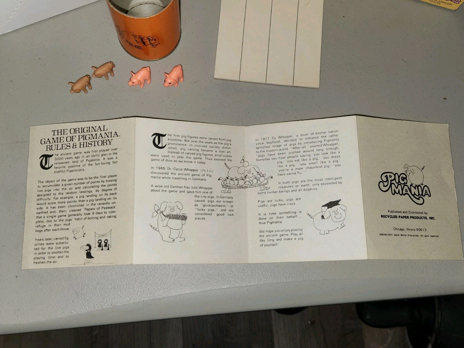 1977 Vintage PIG MANIA Dice Game Pig Stye Cup 2 Pigs Manual Pen Note Pad READ