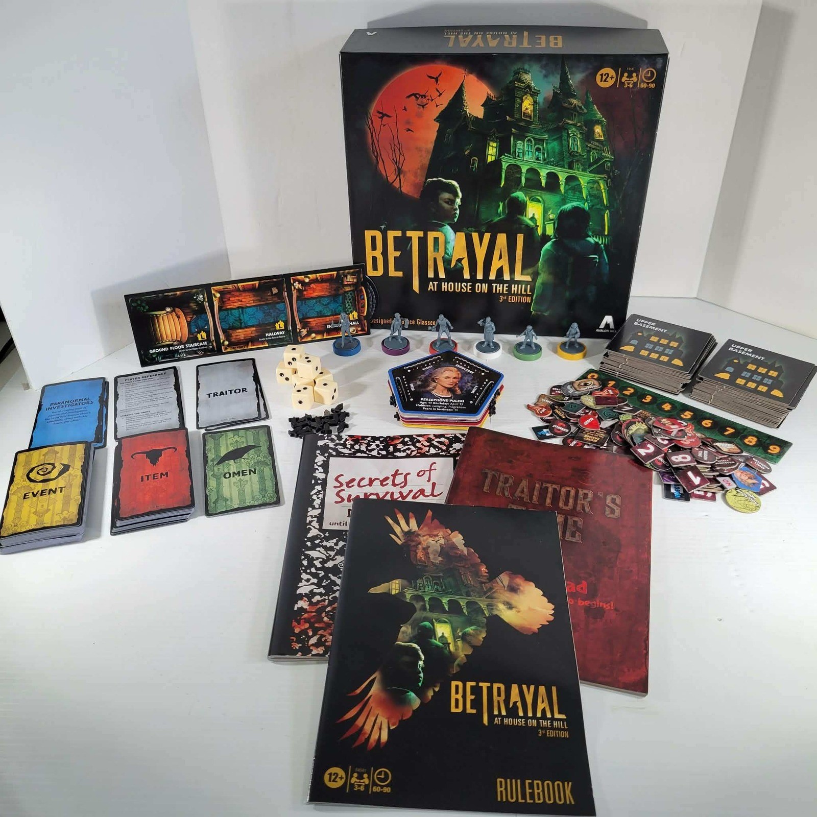 Avalon Hill Betrayal at House on the Hill 3rd Edition Board Game F4541