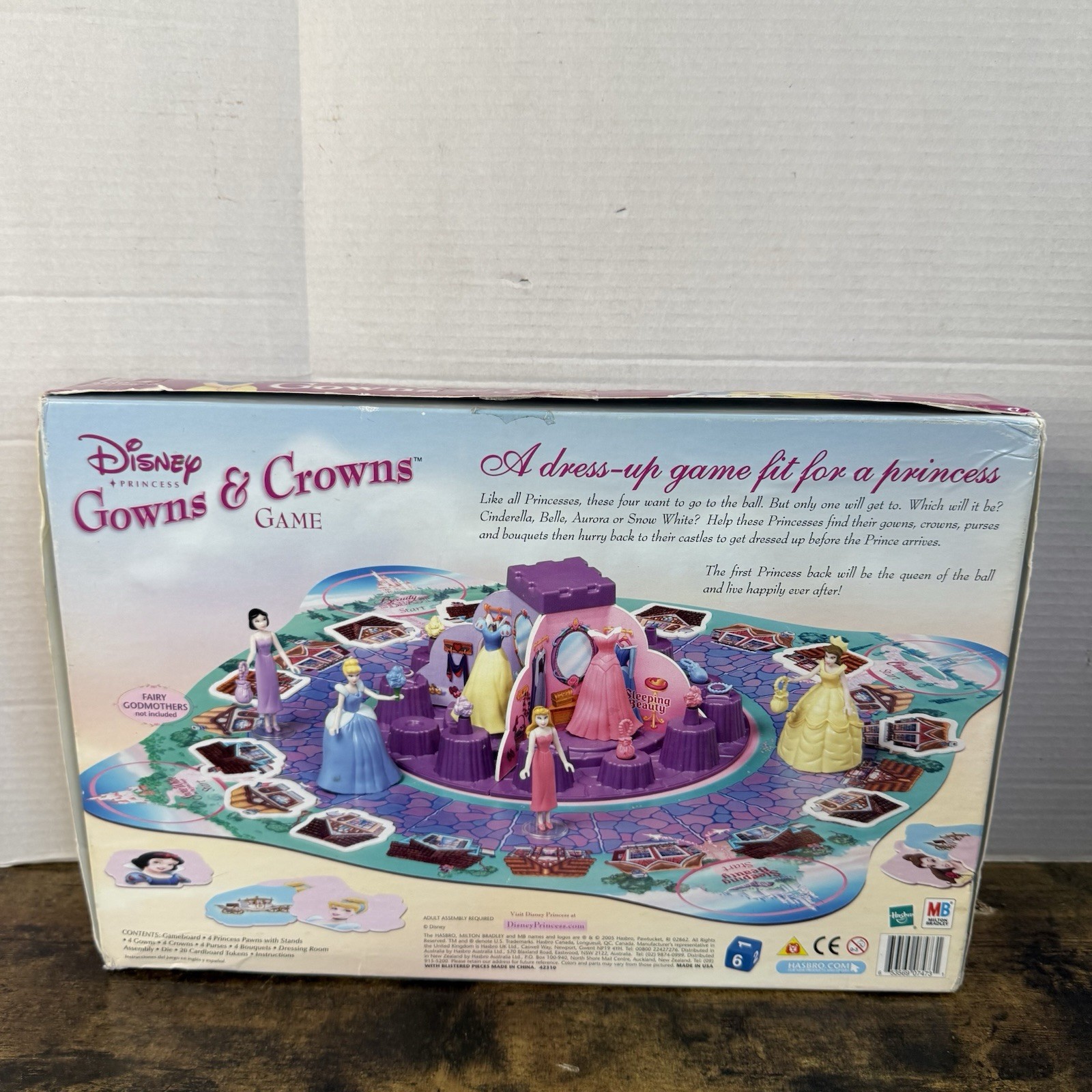 Disney Princess Gowns & Crowns Game 2005 MADE IN USA MB As Is Game Age 4+ As Is