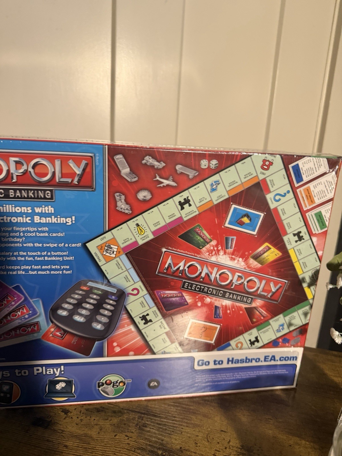✨Hasbro Monopoly Electronic Banking Board Game Ages 8+ 2+ Players✨