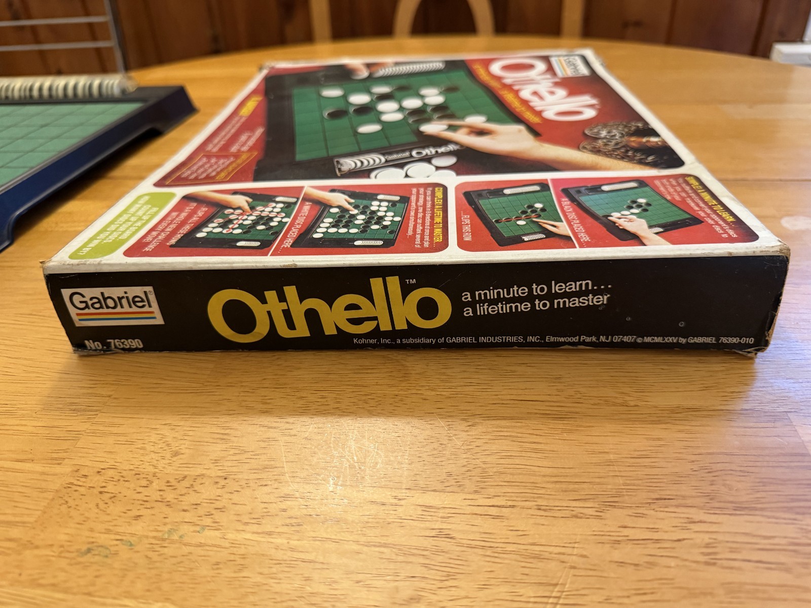 Vintage 1975 Gabriel Othello Board Game – Original Chips + Box, No Instructions