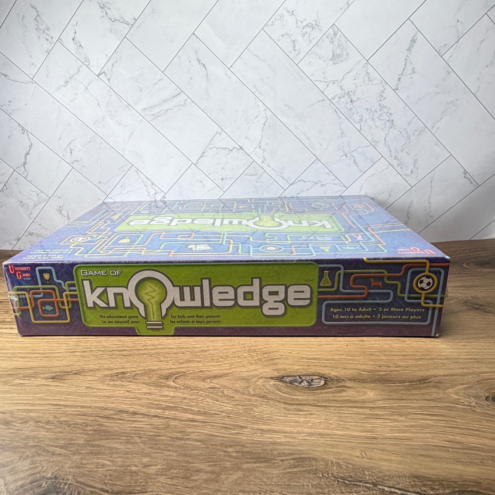 Game of Knowledge by University Games Family Trivia Ages 10+ Educational NEW