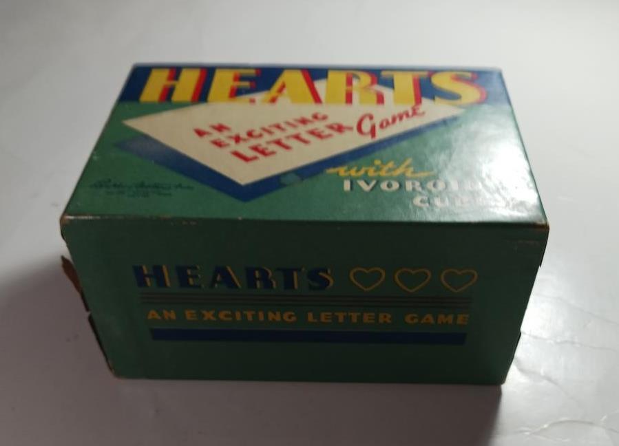 VINTAGE HEARTS LETTER GAME IVOROID CUBES PARKER BROS 1930’S 1940’S COLORFUL BOX
