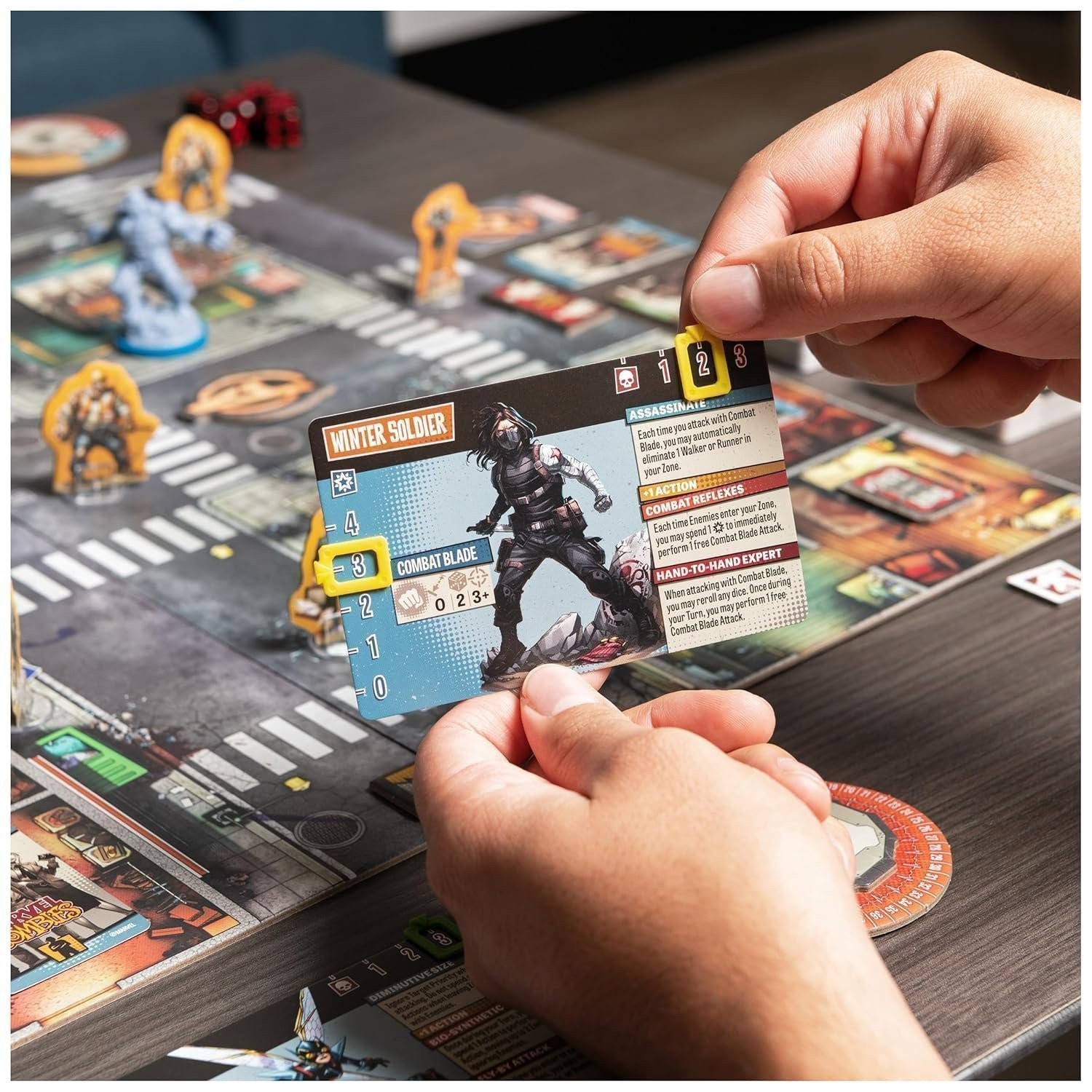 Marvel Zombies: Heroes’ Resistance Board Game Spin Master 1-4 Players 14+