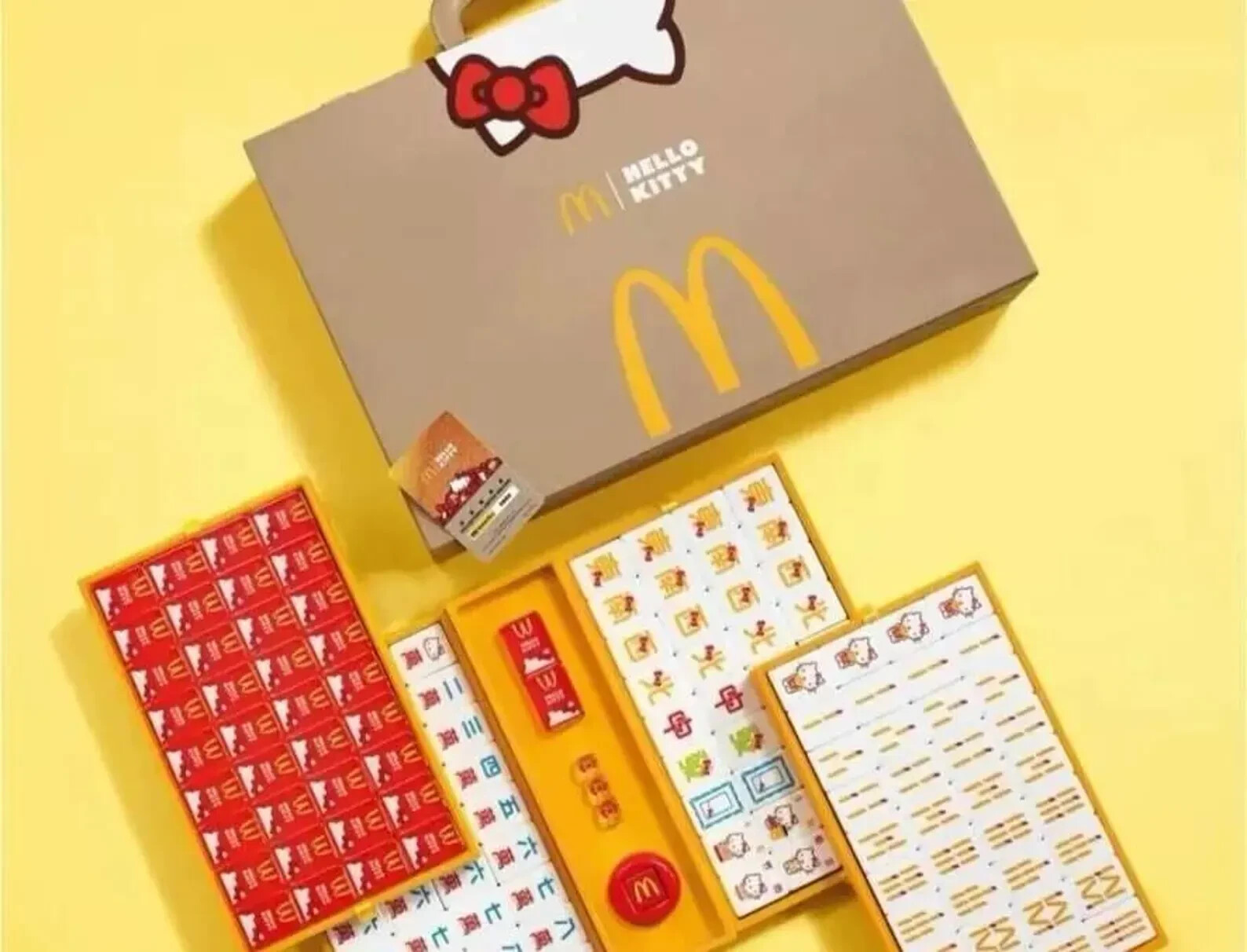 Sanrio Hello Kitty Mahjong Set McDonalds Hong Kong 2024