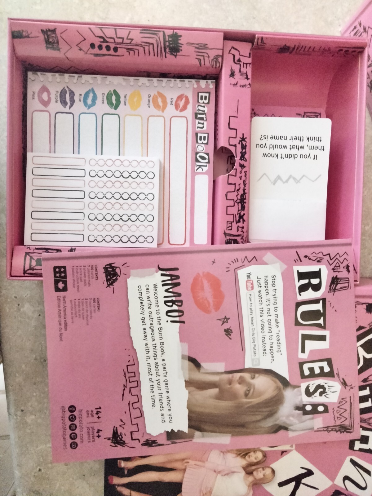 MEAN GIRLS – Burn Book A Party Board Game