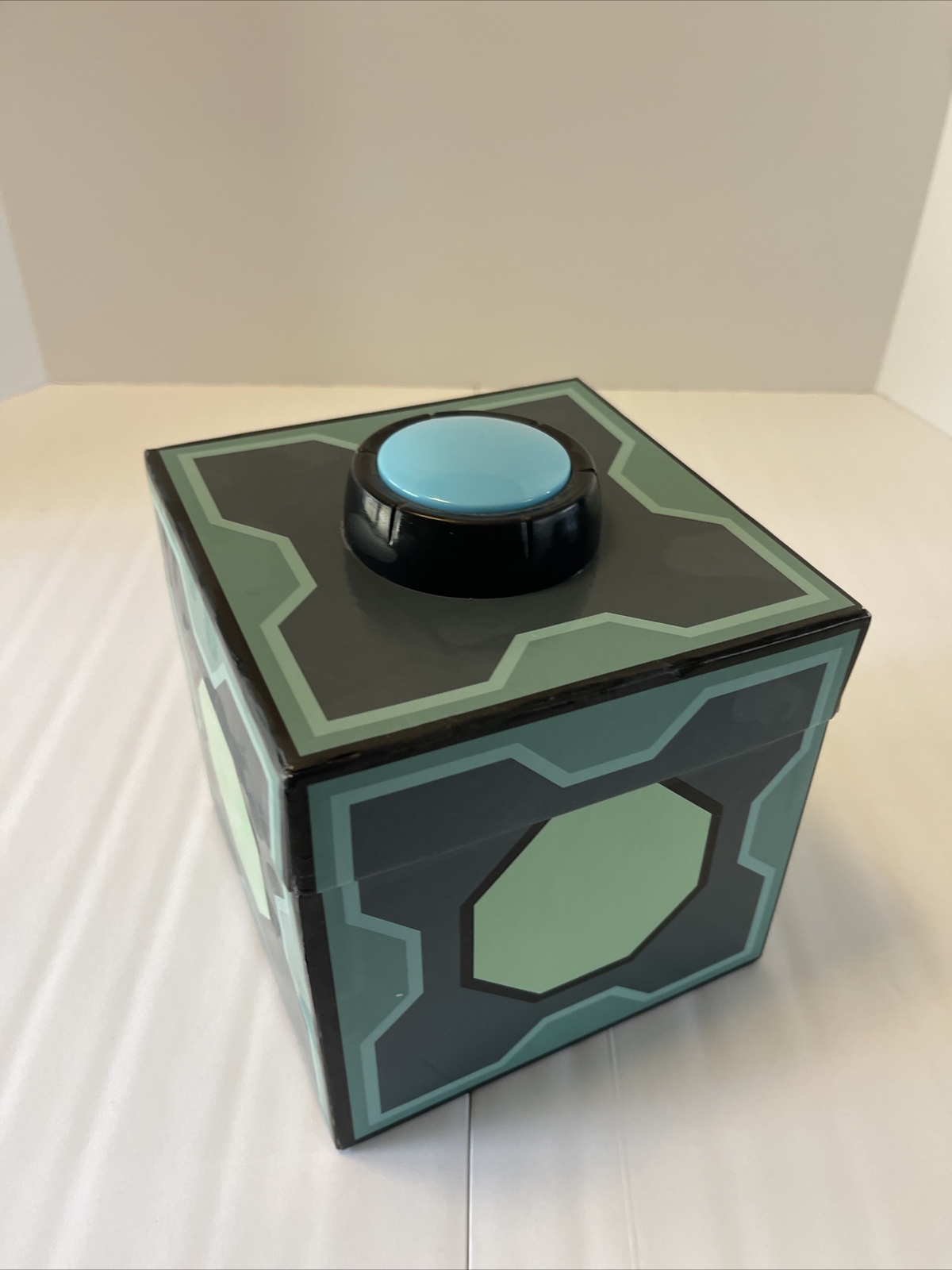 Cryptozoic Entertainment Mr. Meeseeks’ Box O’ Fun The Rick and Morty Dice Dares