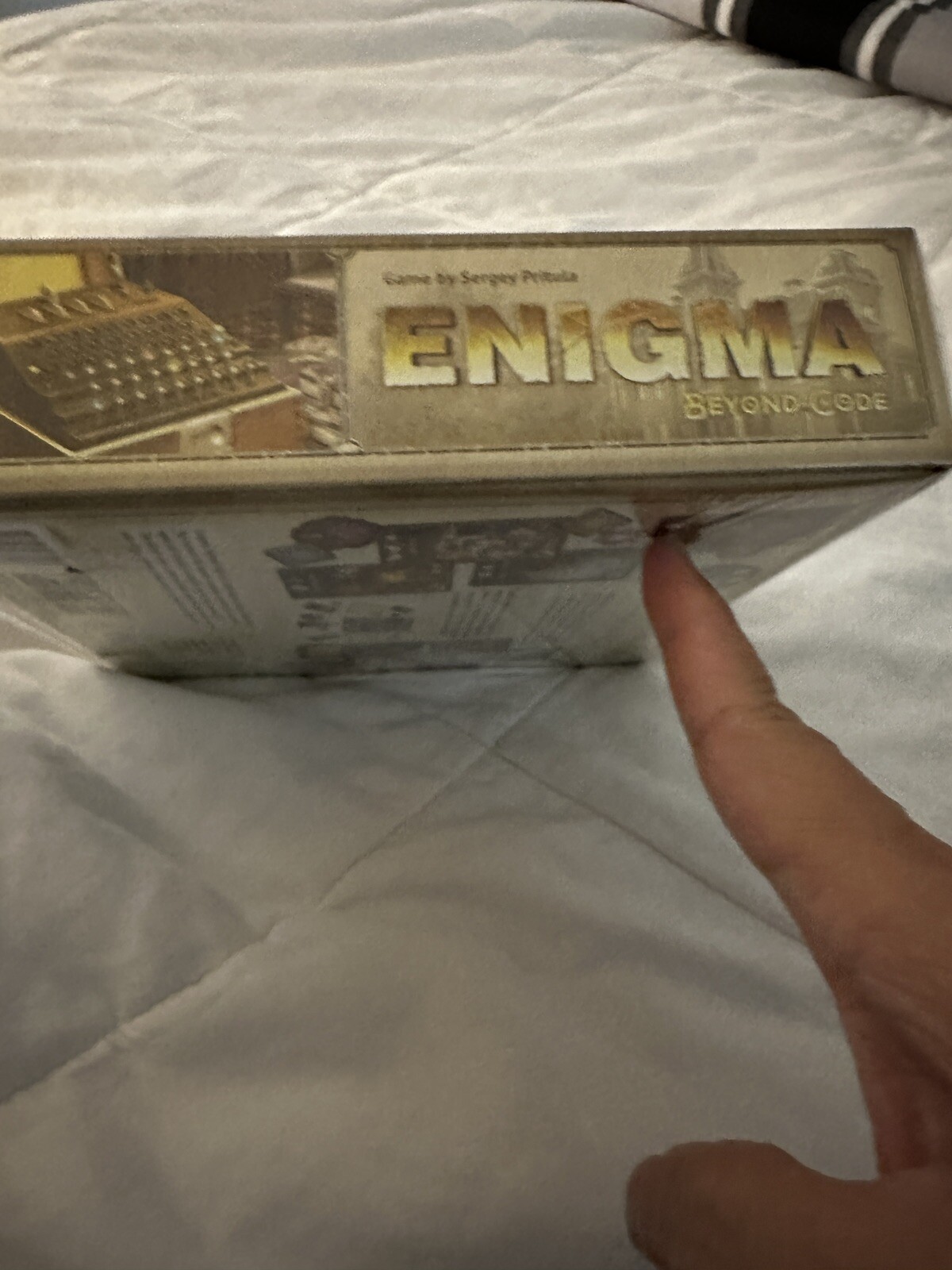 🔥🎁 Crowd Games Board Game Enigma – Beyond Code Box NEW🔥🎁