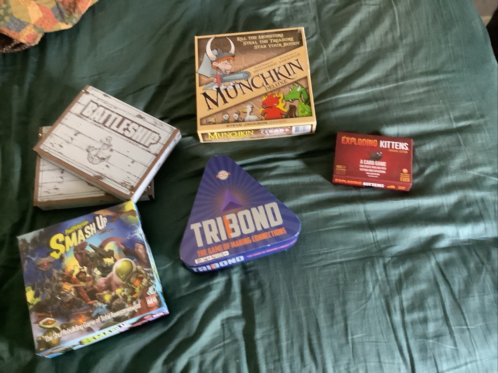 Lot Of 5 Board Games, Tribond, Smash Up, Munchkin, Battleship, Expl. Kittens