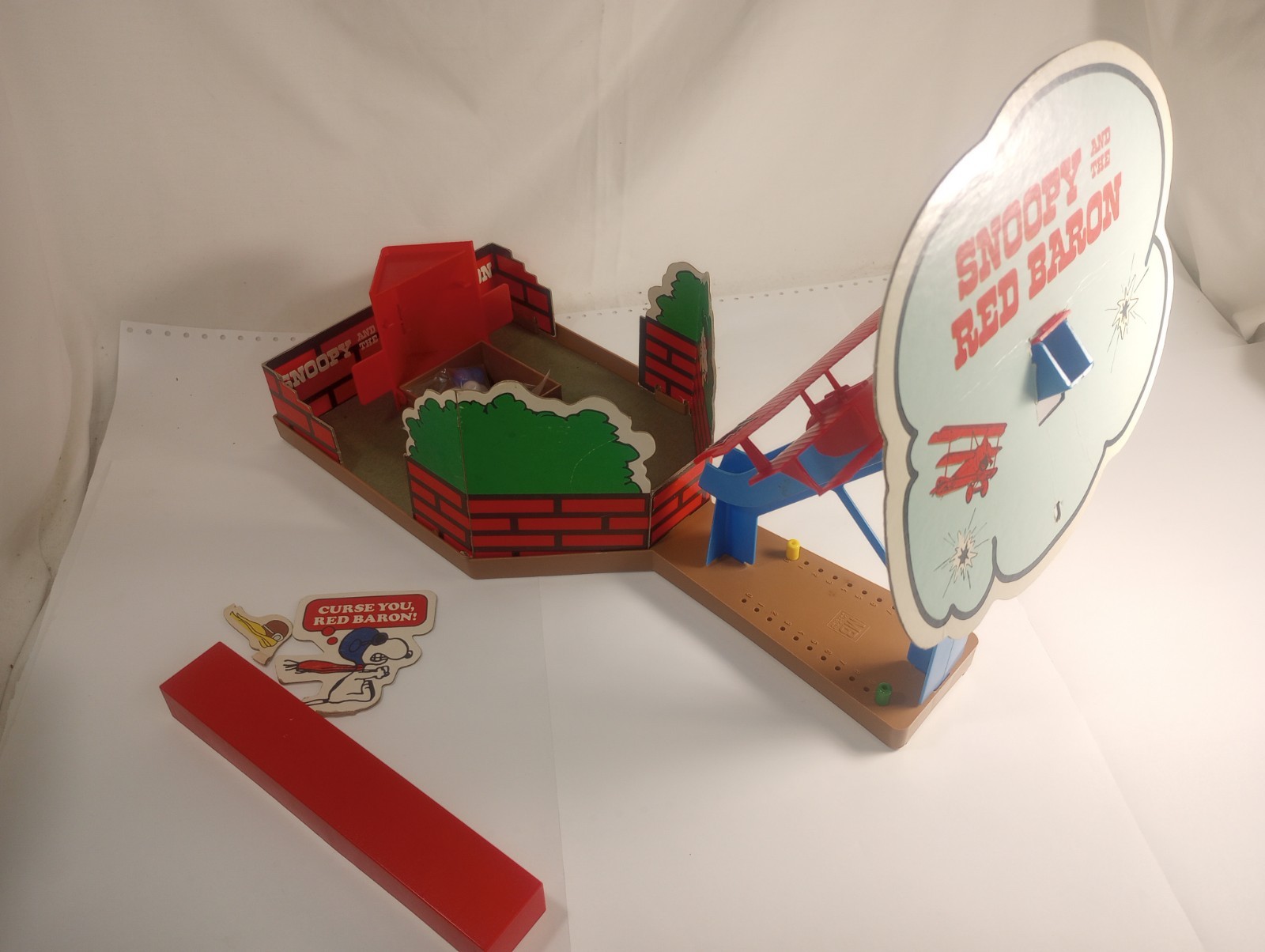Vintage 1970 Snoopy And The Red Baron Skill and Action Game Milton Bradley