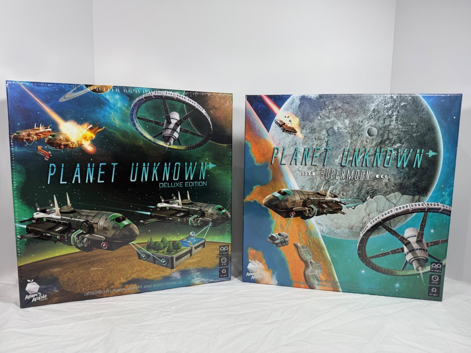 Planet Unknown deluxe edition board game w/ Supermoon expansion – NEW!