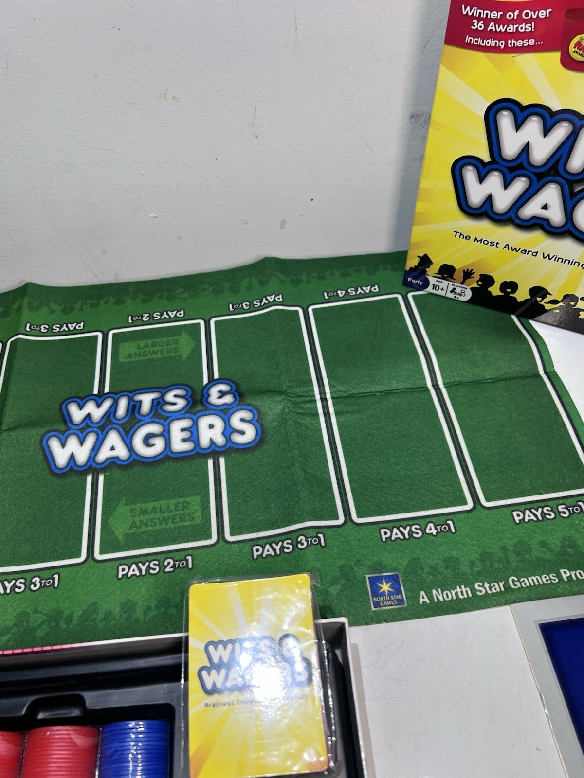 Wits & Wagers Deluxe Edition Family Party Game North Star Games NSG 110 Trivia