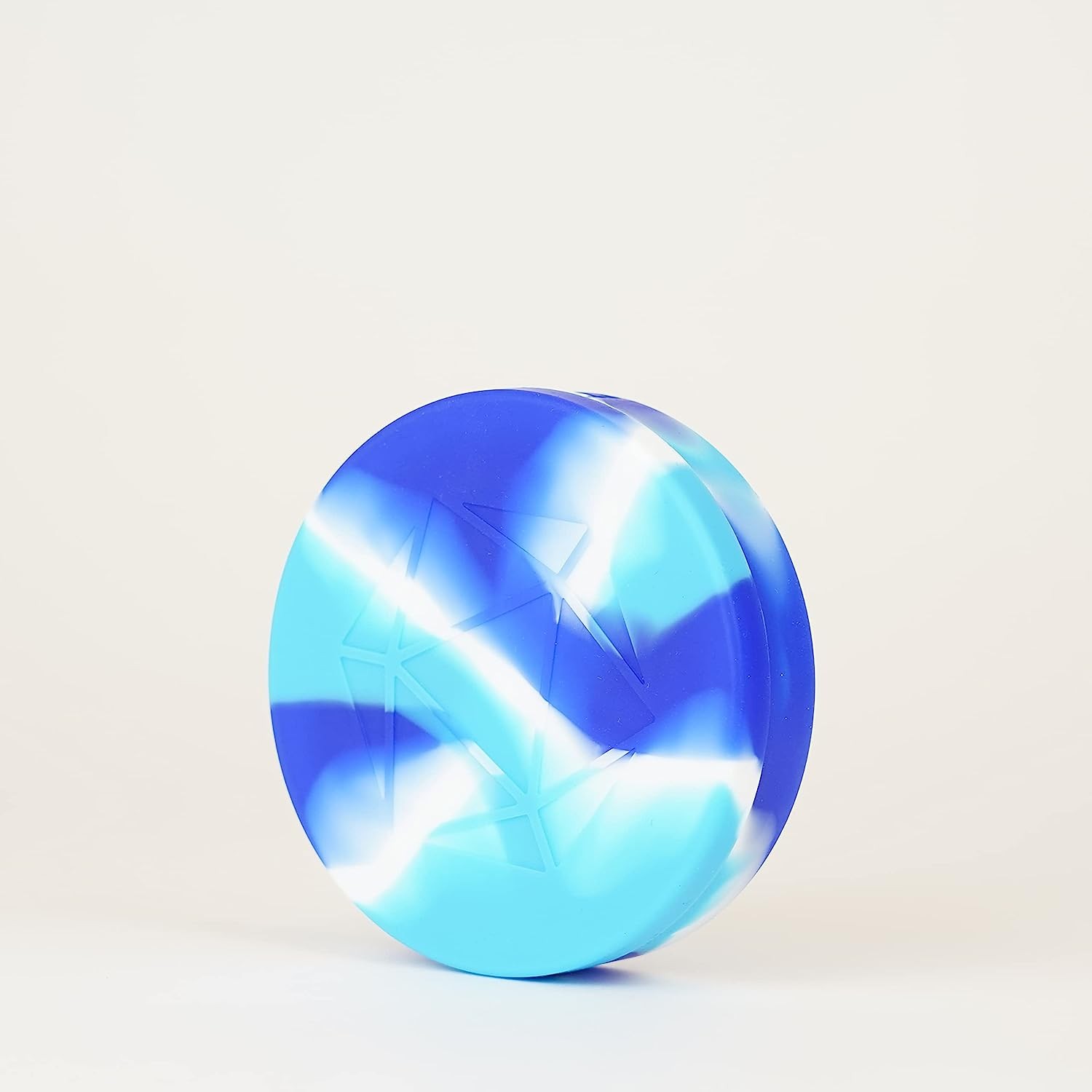 Metallic Dice Games Silicone Round Dice Case: Blue/White/Light Blue, Role Playin