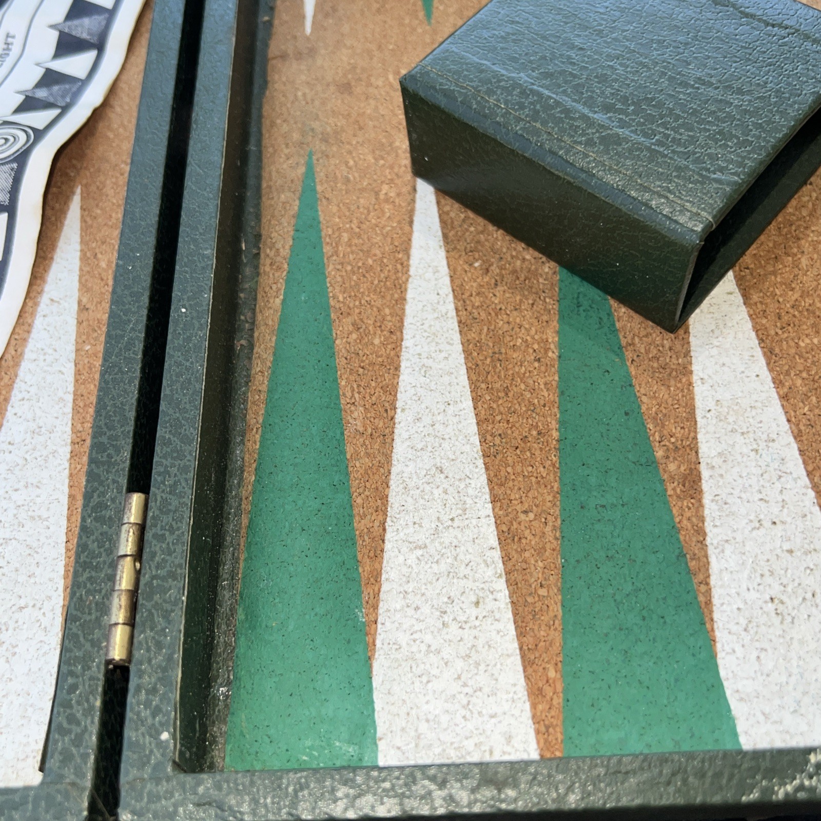 Vintage All-Mart Backgammon Set Bakelite/Catalin Green Swirl – Case Cork Board