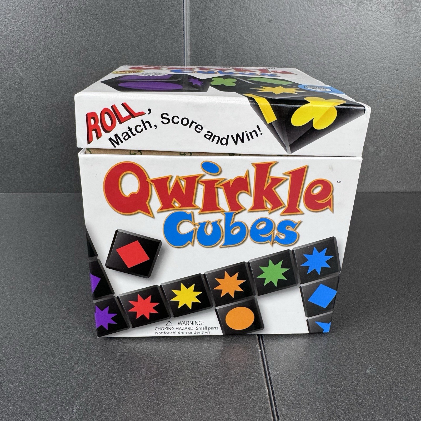 Qwirkle Cubes Strategy Game MindWare 90 Cubes 2009 Roll Match Score & Win Dice
