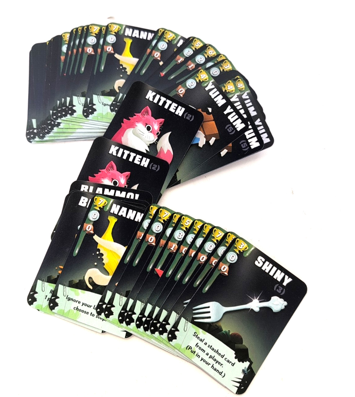 Trash Pandas The Raucous Raccoon Card Game Gamewright 2-4 Player 8+ COMPLETE