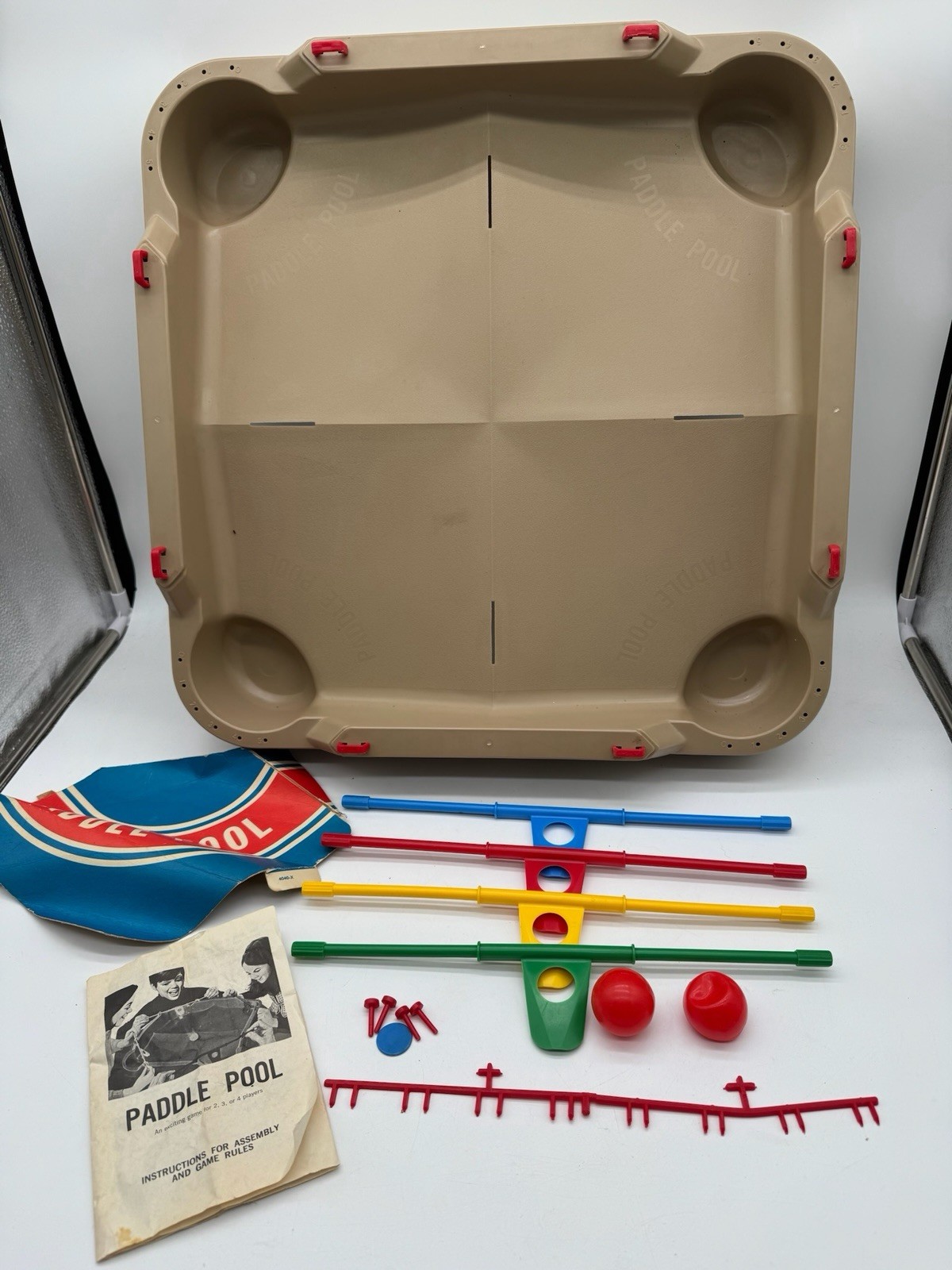 Paddle Pool 1970 Milton Bradley VINTAGE Board Action Ball Game Original Box