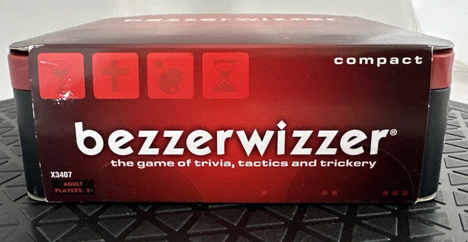 BEZZERWIZZER COMPACT THE GAME OF TRIVIA, TACTICS AND TRICKERY 100% COMPLETE 2011
