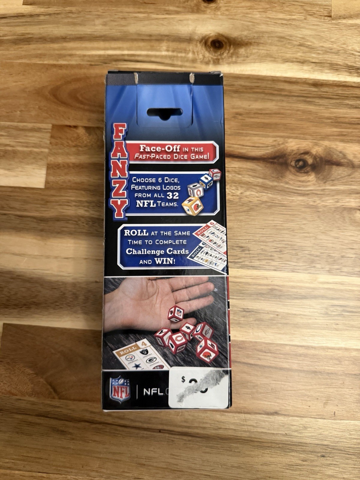 NFL Fanzy Dice Game Fast Paced 24 Dice 20 Cards All 32 Teams Sports