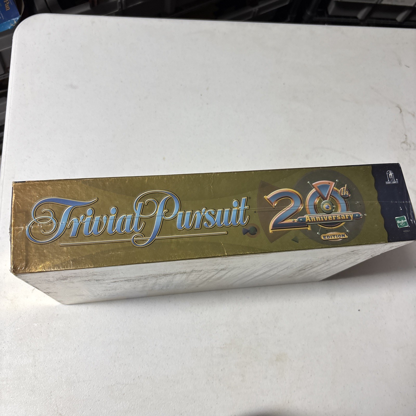 2002 Trivial Pursuit 20th Anniversary Edition Gold Brand New Sealed