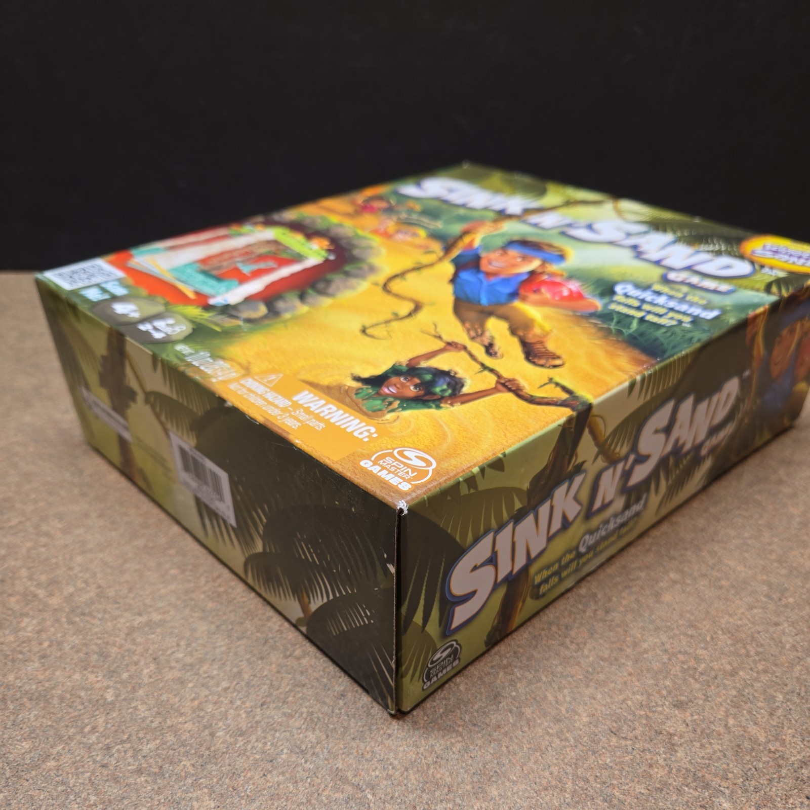 Spin Master Games Sink n’ Sand Family Adventure Game Includes Kinetic Sand