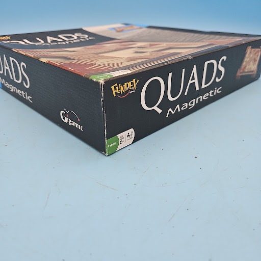 Fundex Gigamic Quads Magnetic Board Game Strategy Puzzle Complete w/Bag