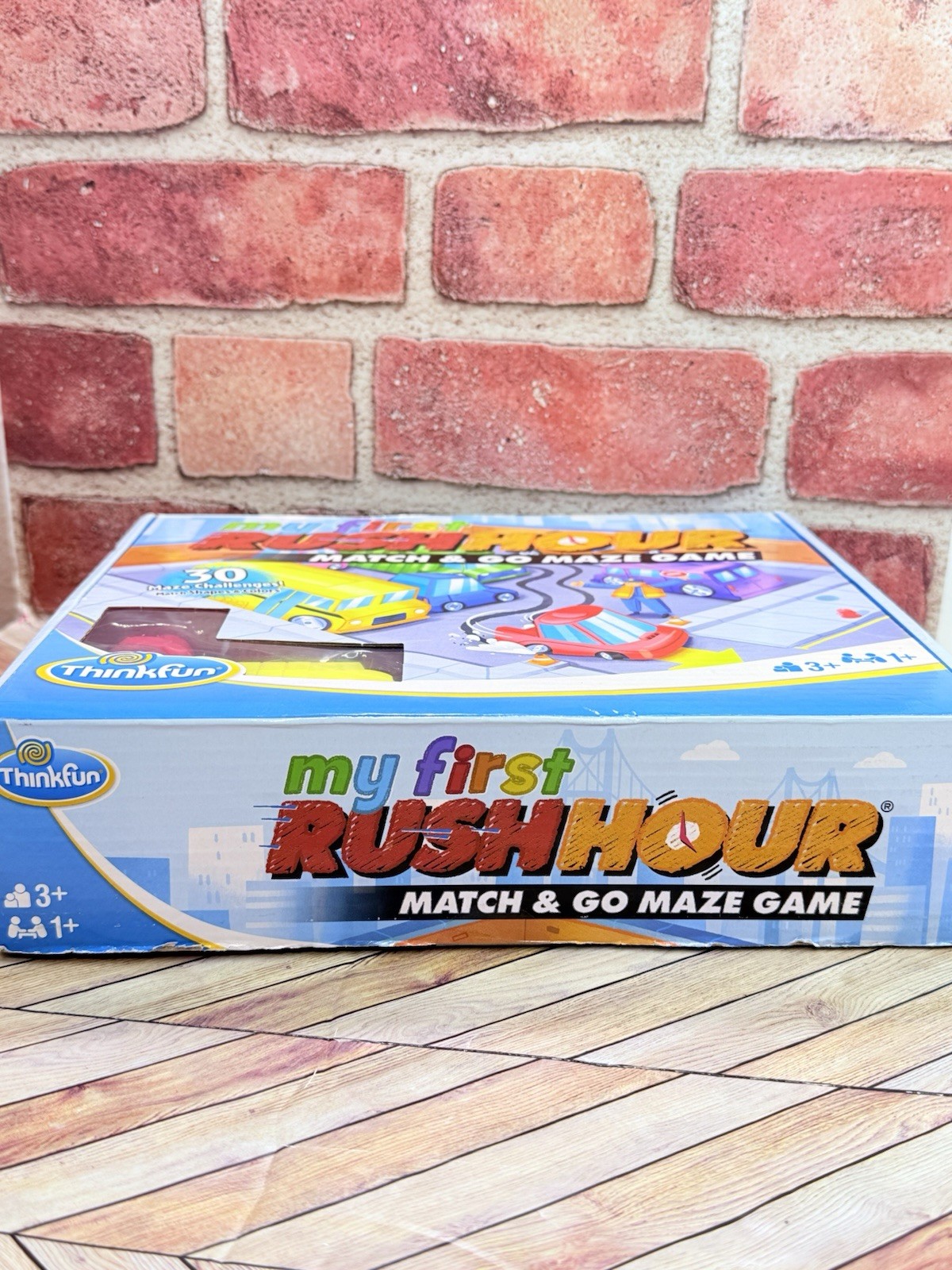 ThinkFun Rush Hour Traffic Jam Logic Game Engaging STEM Toy – Kids Age 8+ New