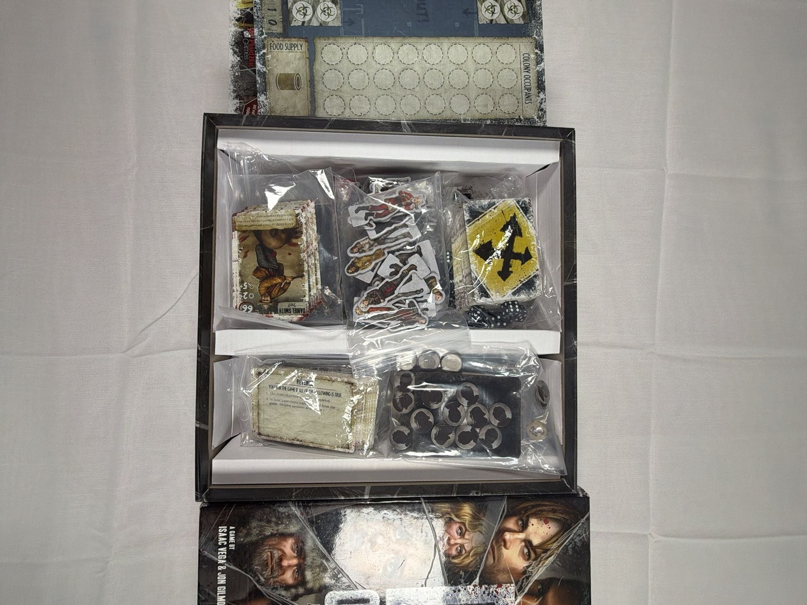 NEW Dead of Winter: A Crossroads Game Board Game by Plaid Hat Games