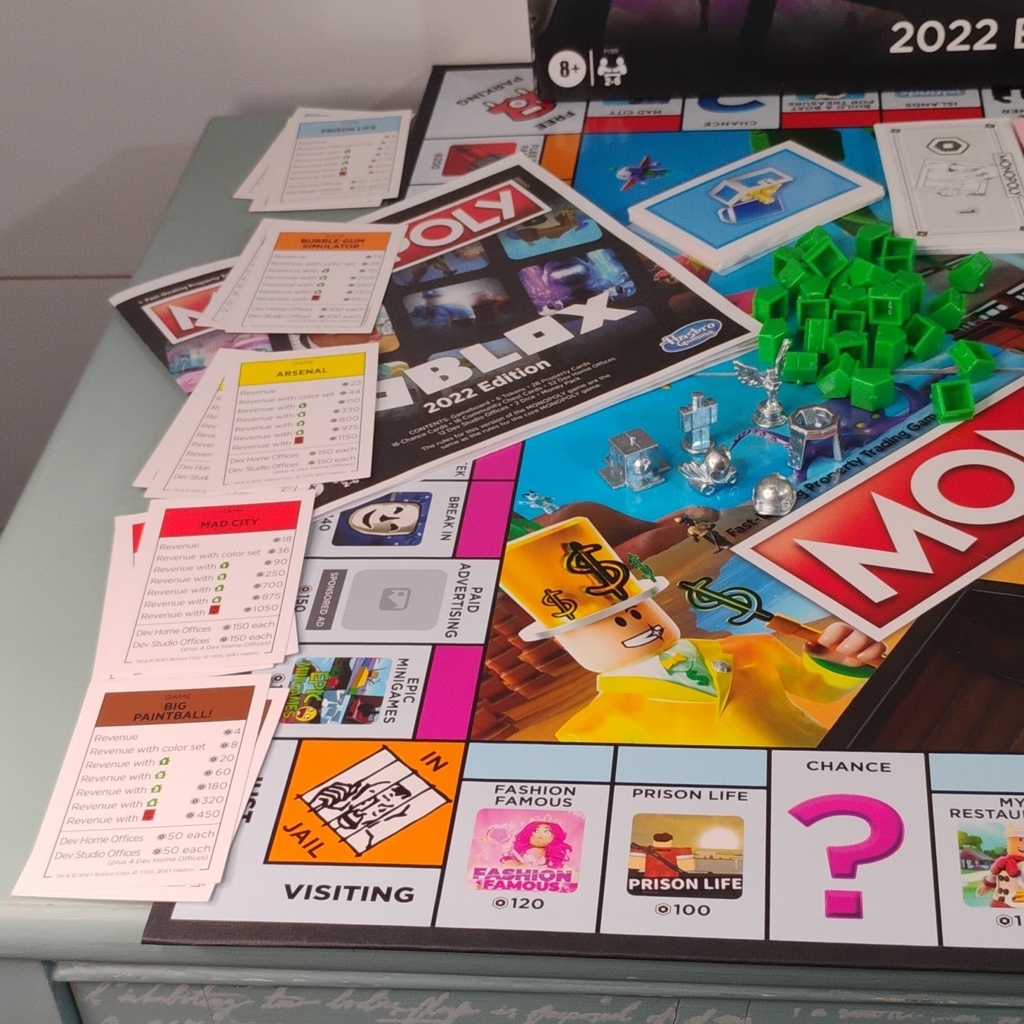 Hasbro Monopoly Roblox 2022 Edition Complete Board Game 2+ Players Ages 8+